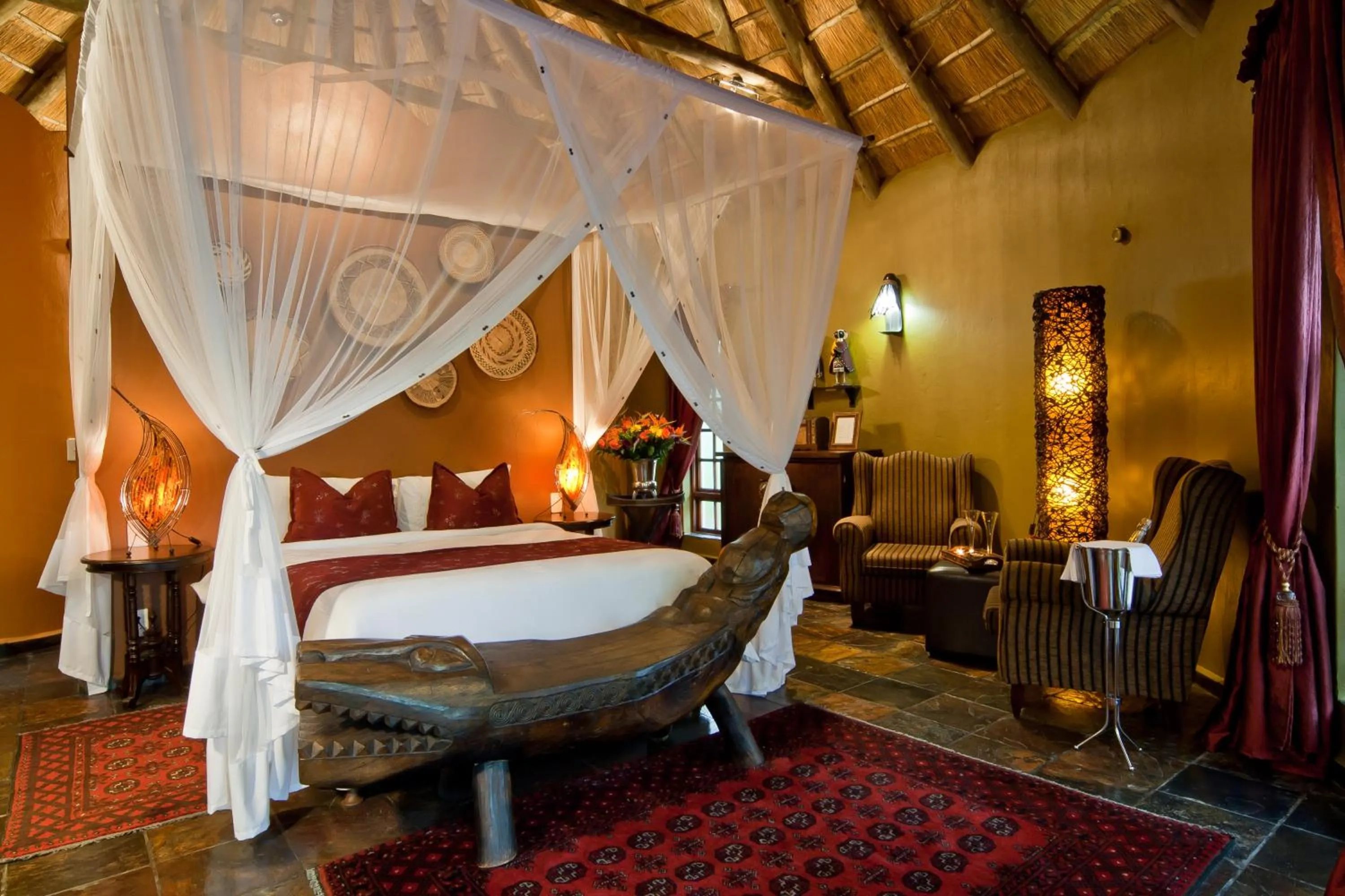 Photo of the whole room, Bed in Aquanzi Lodge