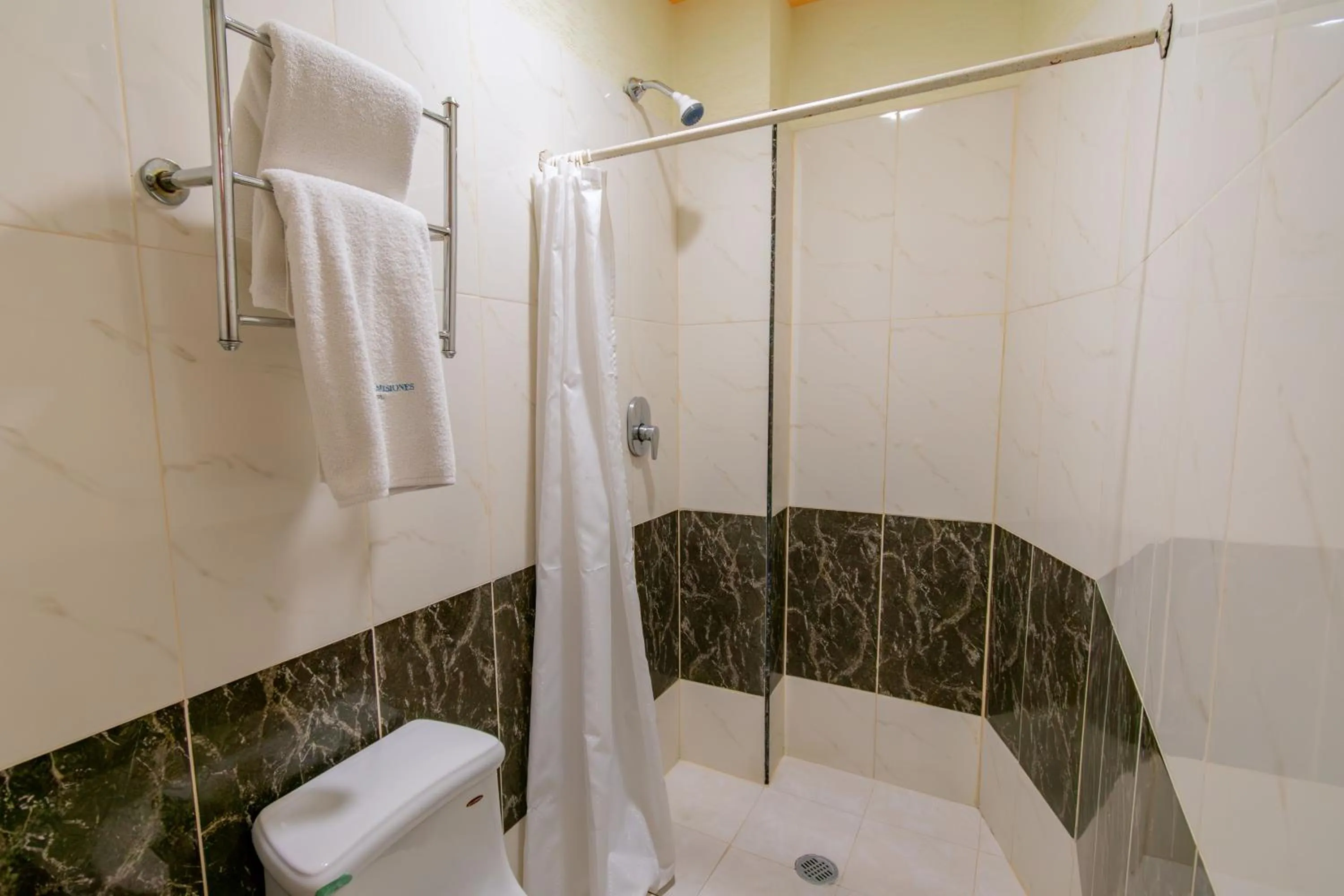 Bathroom in HOTEL CASONA MISIONES