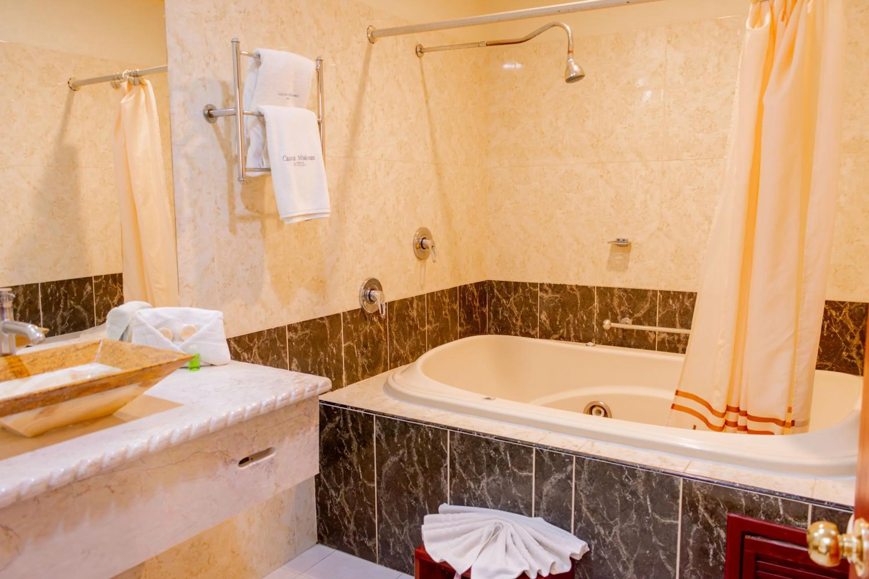 Hot Tub in HOTEL CASONA MISIONES