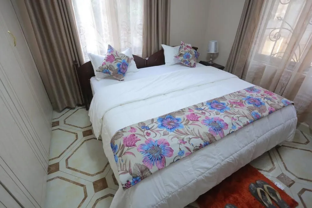 Bedroom, Bed in Precious Villas Lubowa