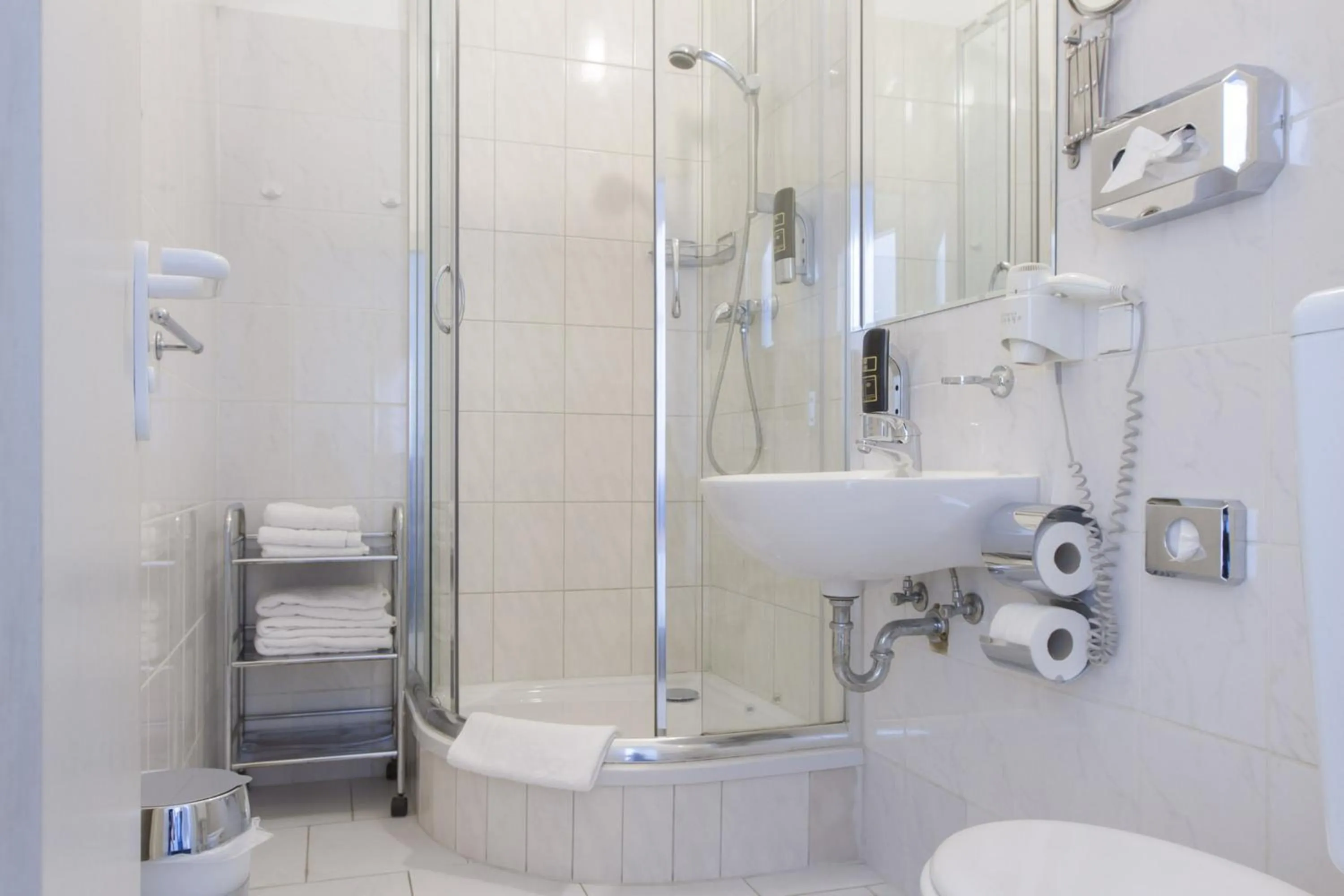 Shower in Aparthotel VEGA