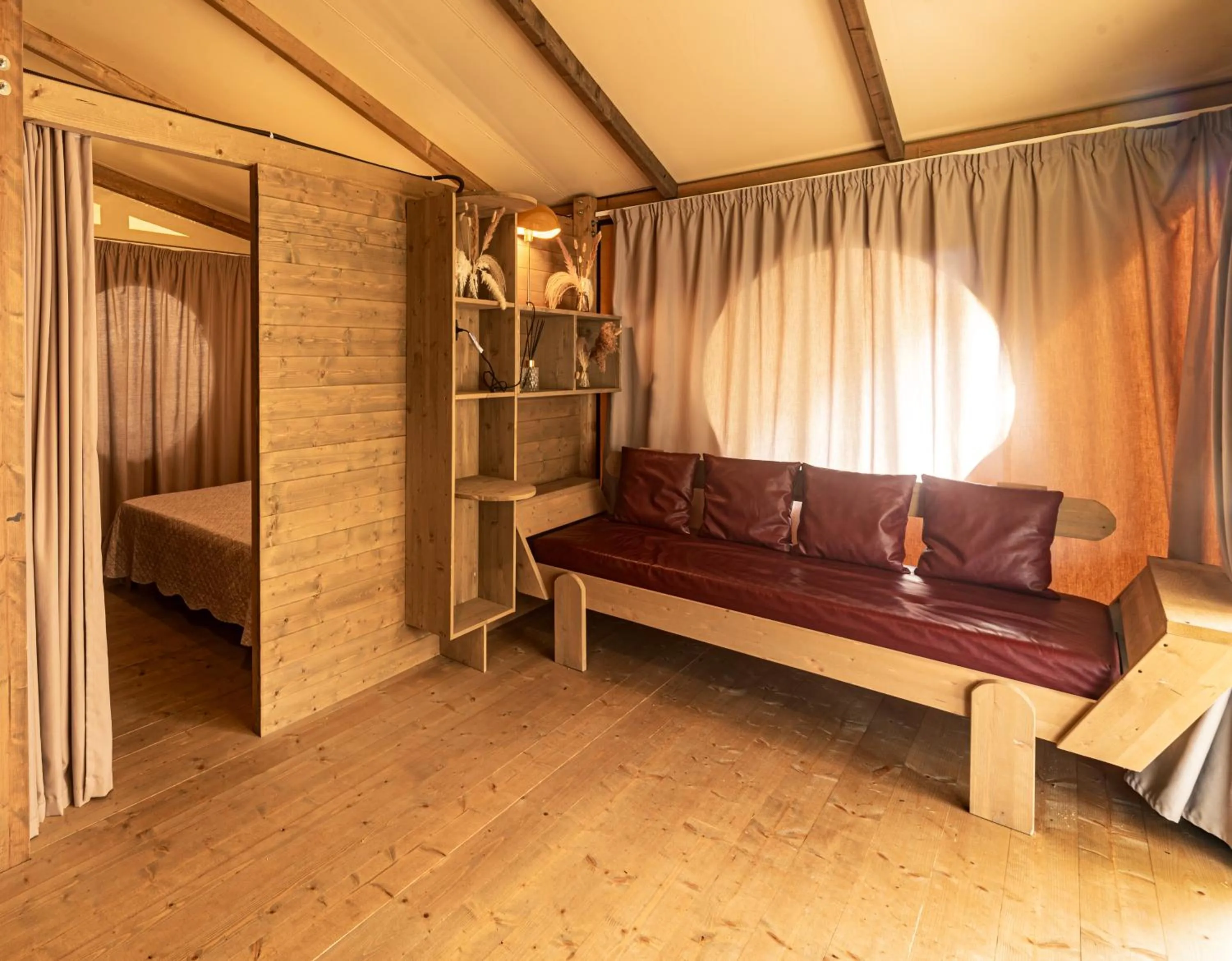 Living room, Bed in Delle Rose Camping & Glamping Village