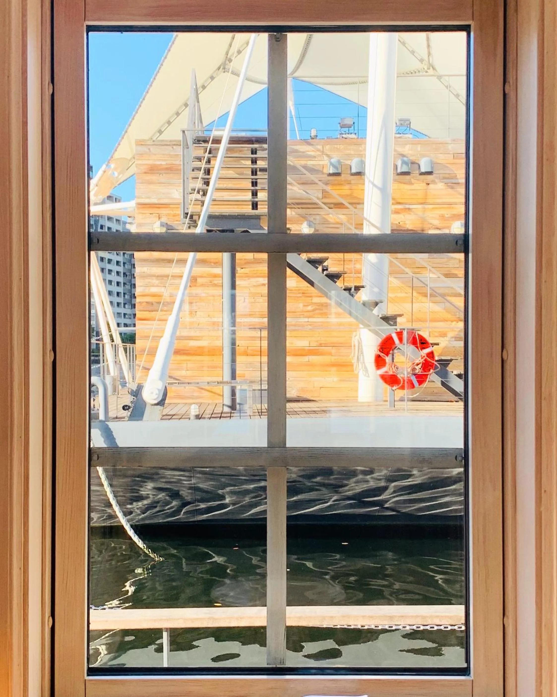 Day in PETALS TOKYO - Floating Hotel