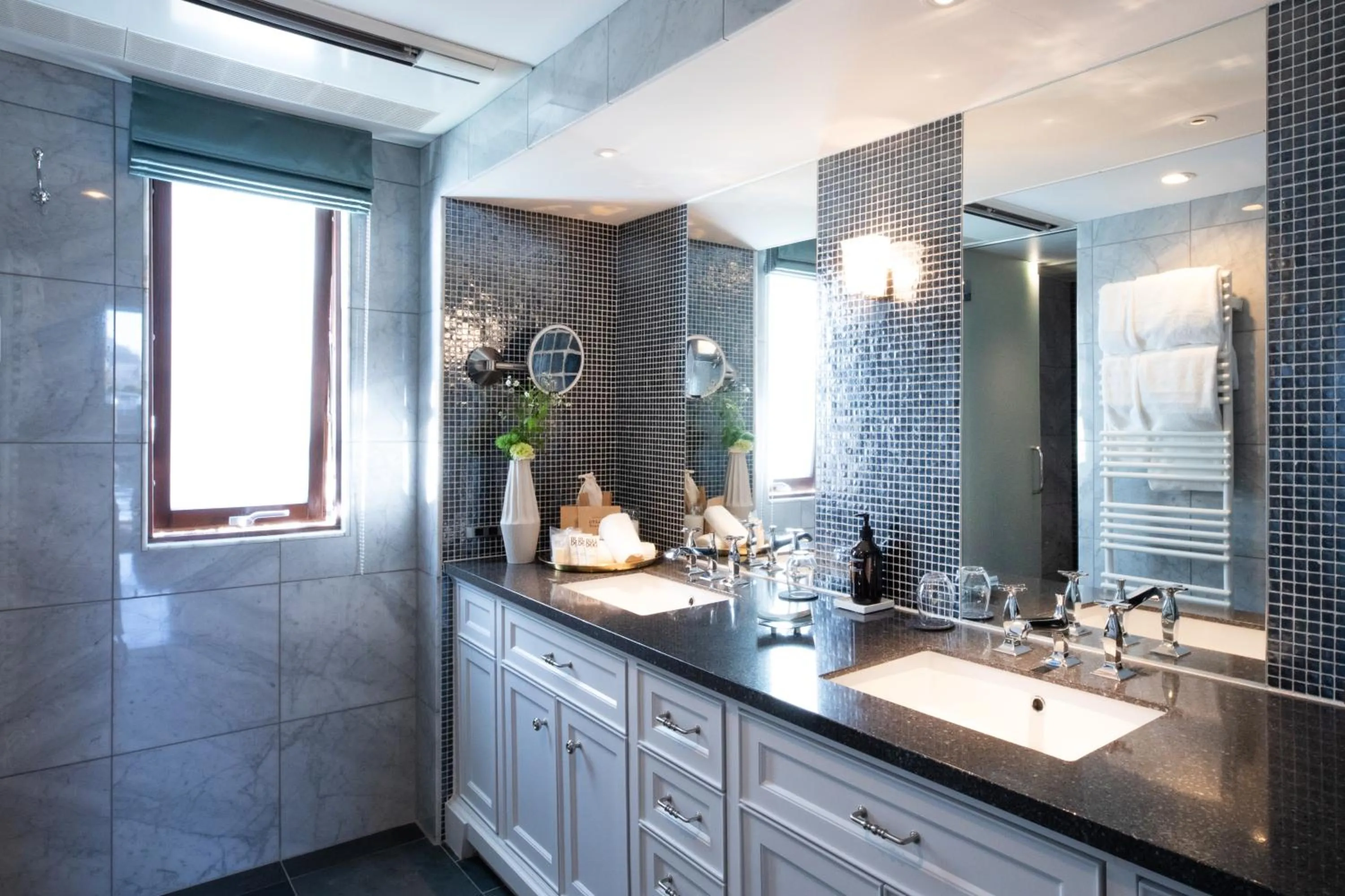 Bathroom in PETALS TOKYO - Floating Hotel