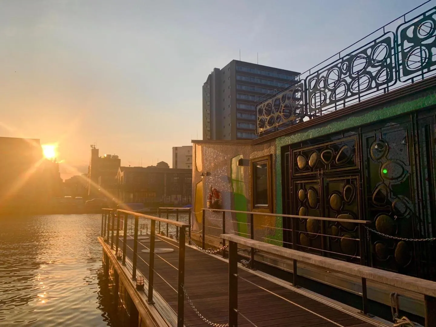 Property building in PETALS TOKYO - Floating Hotel