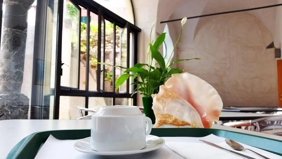 Italian breakfast in Ospitalia del Mare Hostel