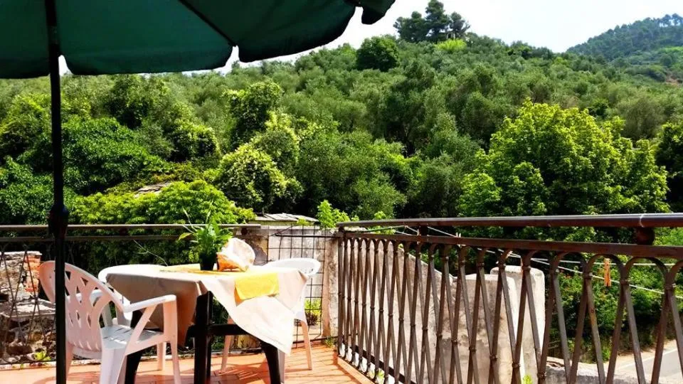 Balcony/Terrace in Ospitalia del Mare Hostel