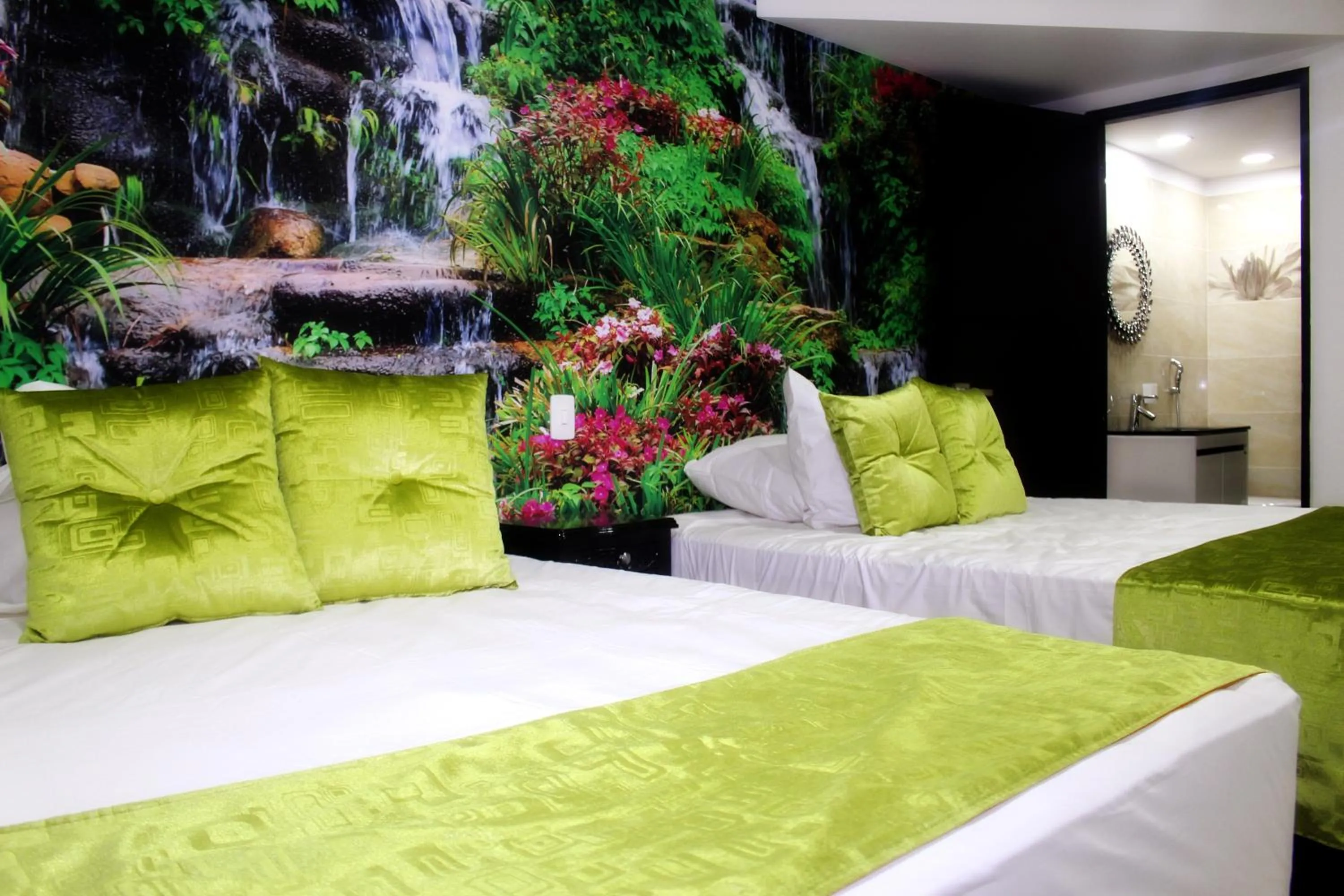 Bedroom, Bed in Hotel Jardines del Caney