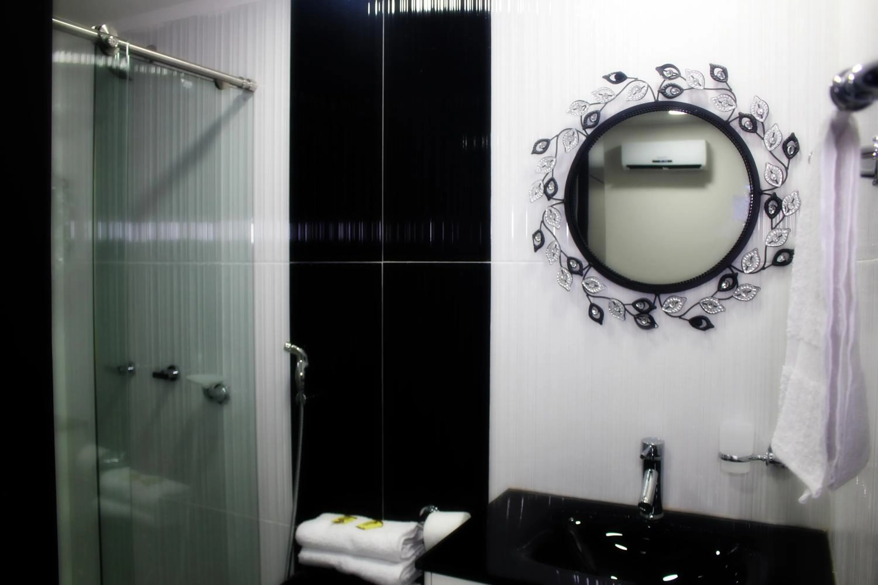 Bathroom in Hotel Jardines del Caney