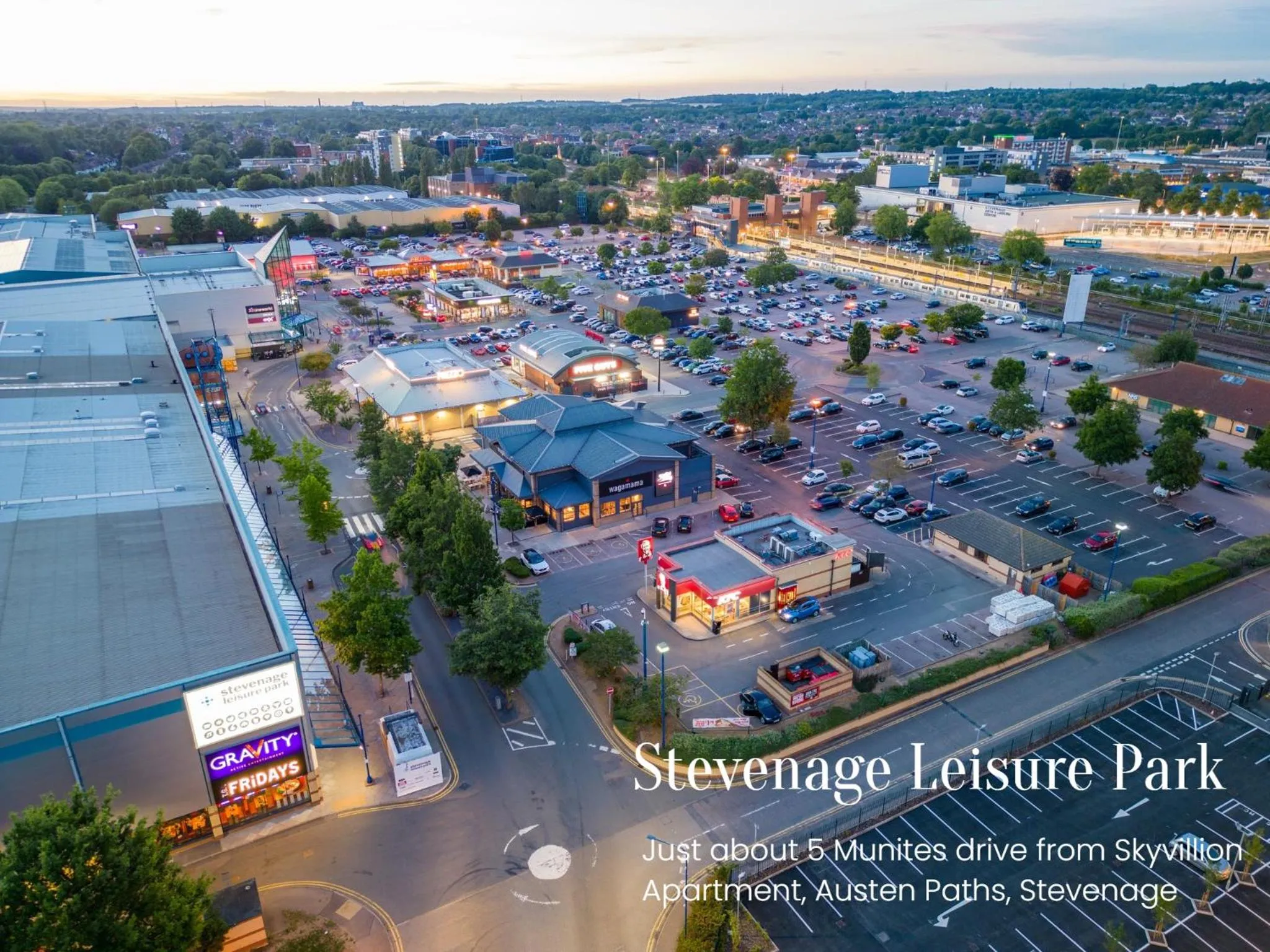 Property building in Skyvillion-STEVENAGE Amazing 3Bed House, Garden, Free Off Street Parking for 2 Cars, WiFi
