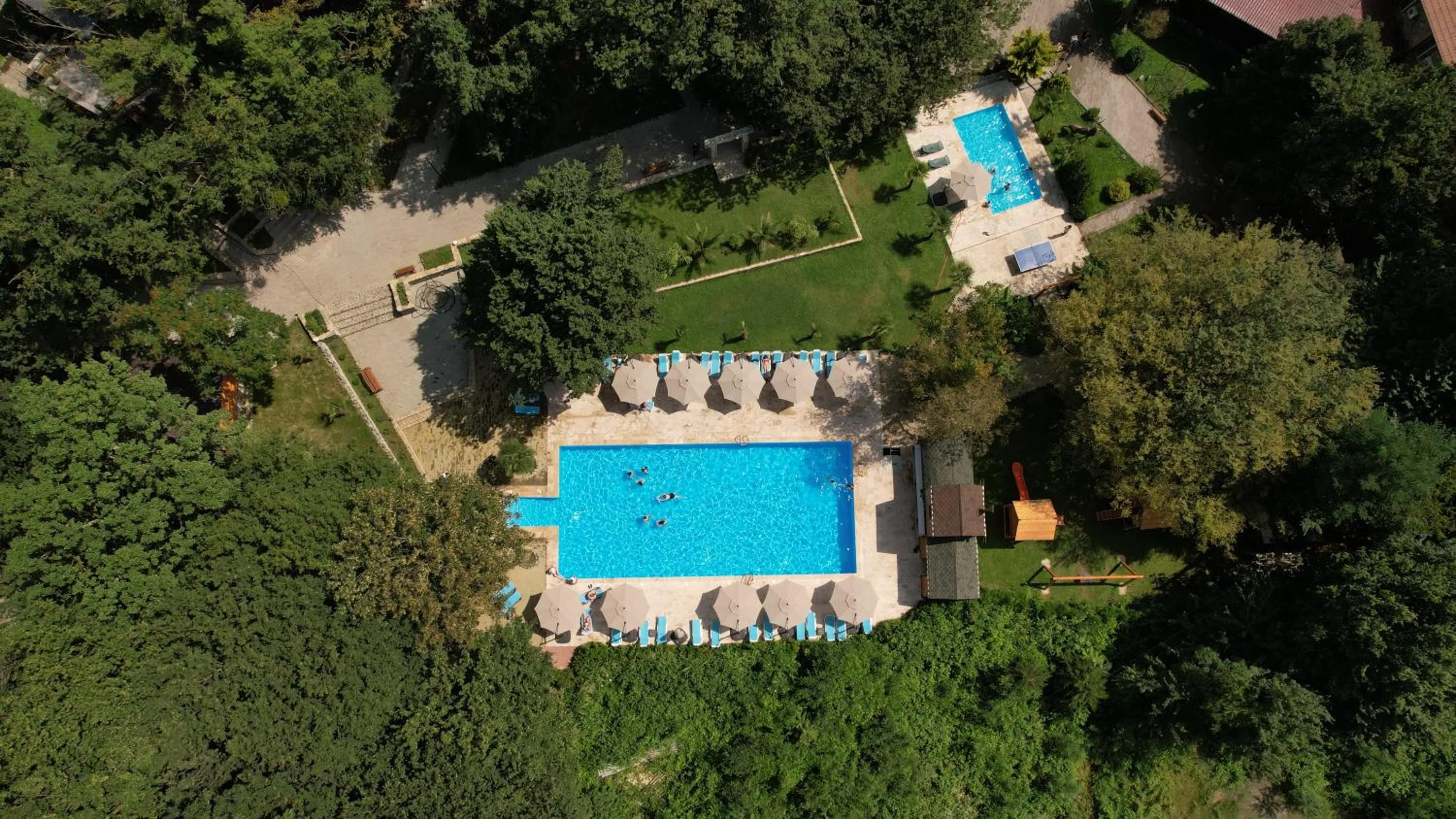 Swimming pool in Wald Hotel Lagodekhi Rooms