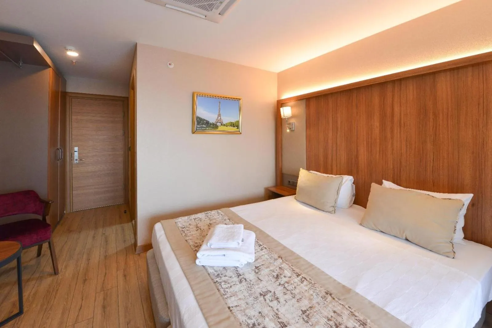 Bed in İstport Hotels