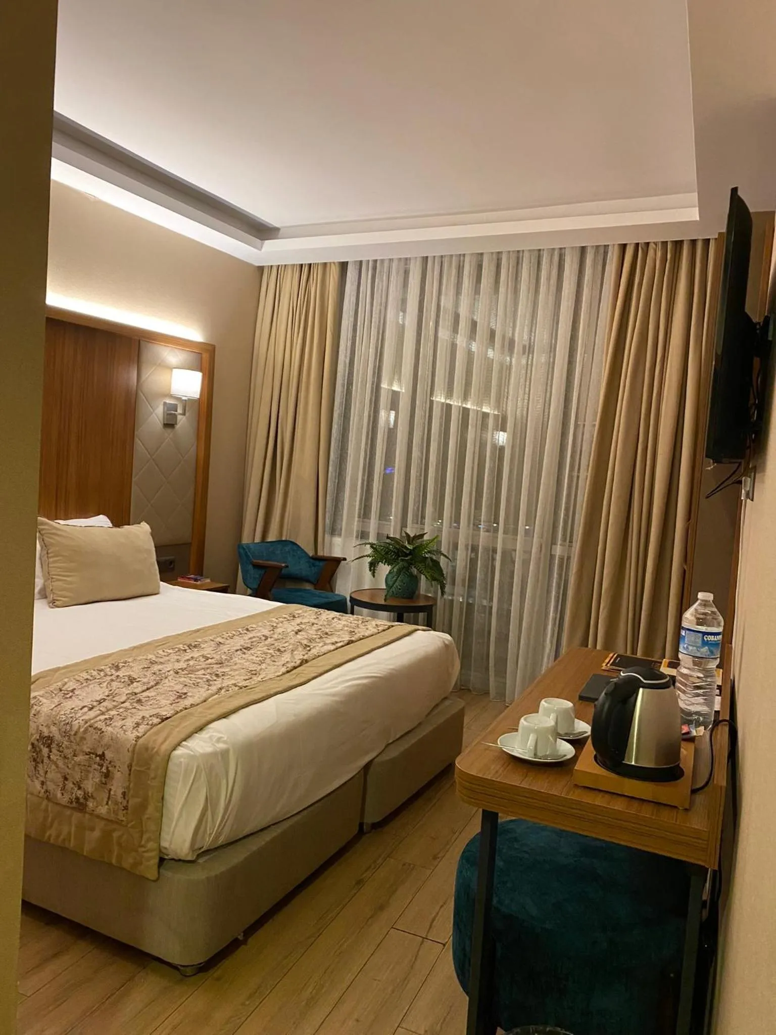 Photo of the whole room, Bed in İstport Hotels
