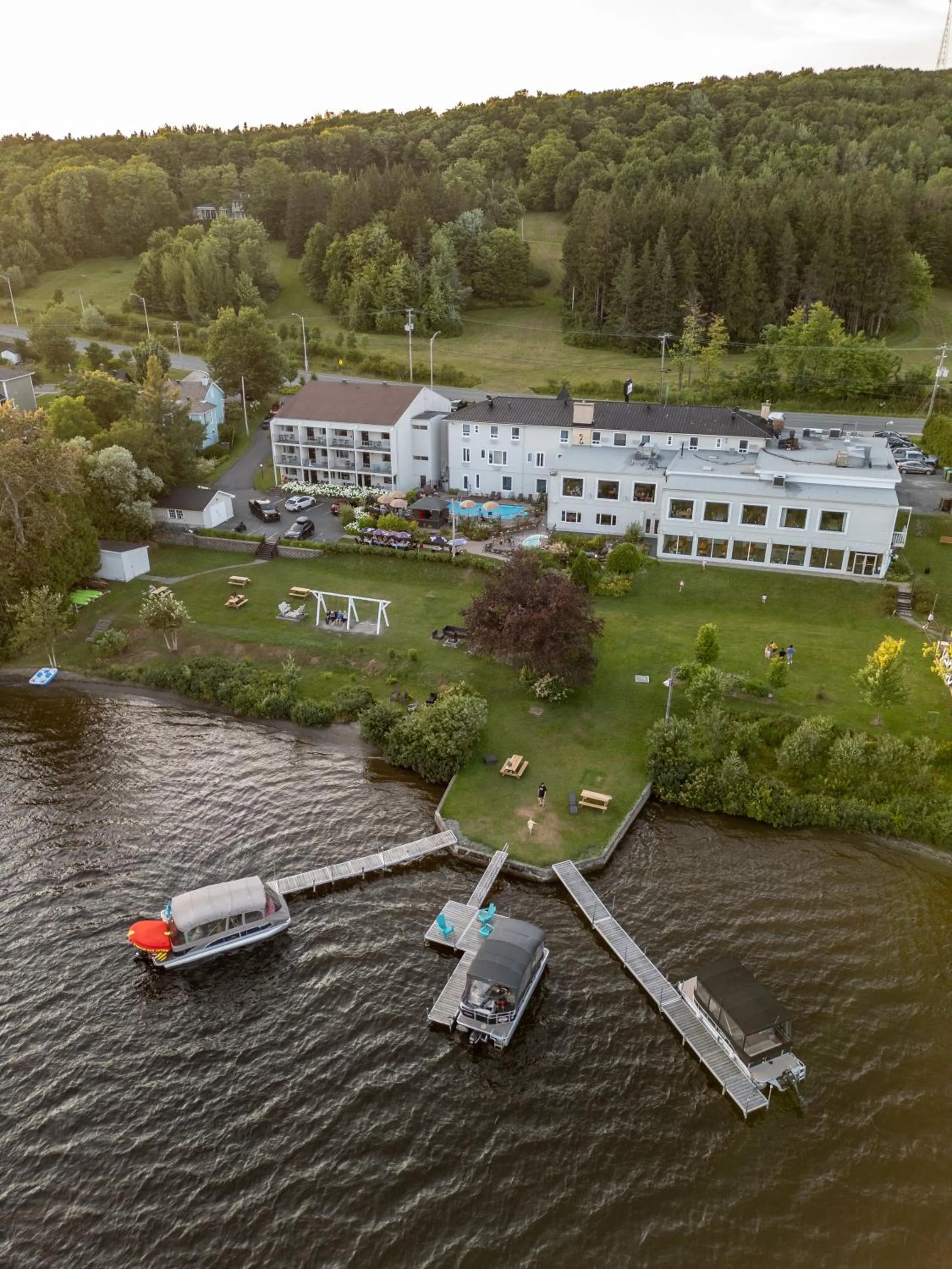 Property building in Manoir Lac-Etchemin