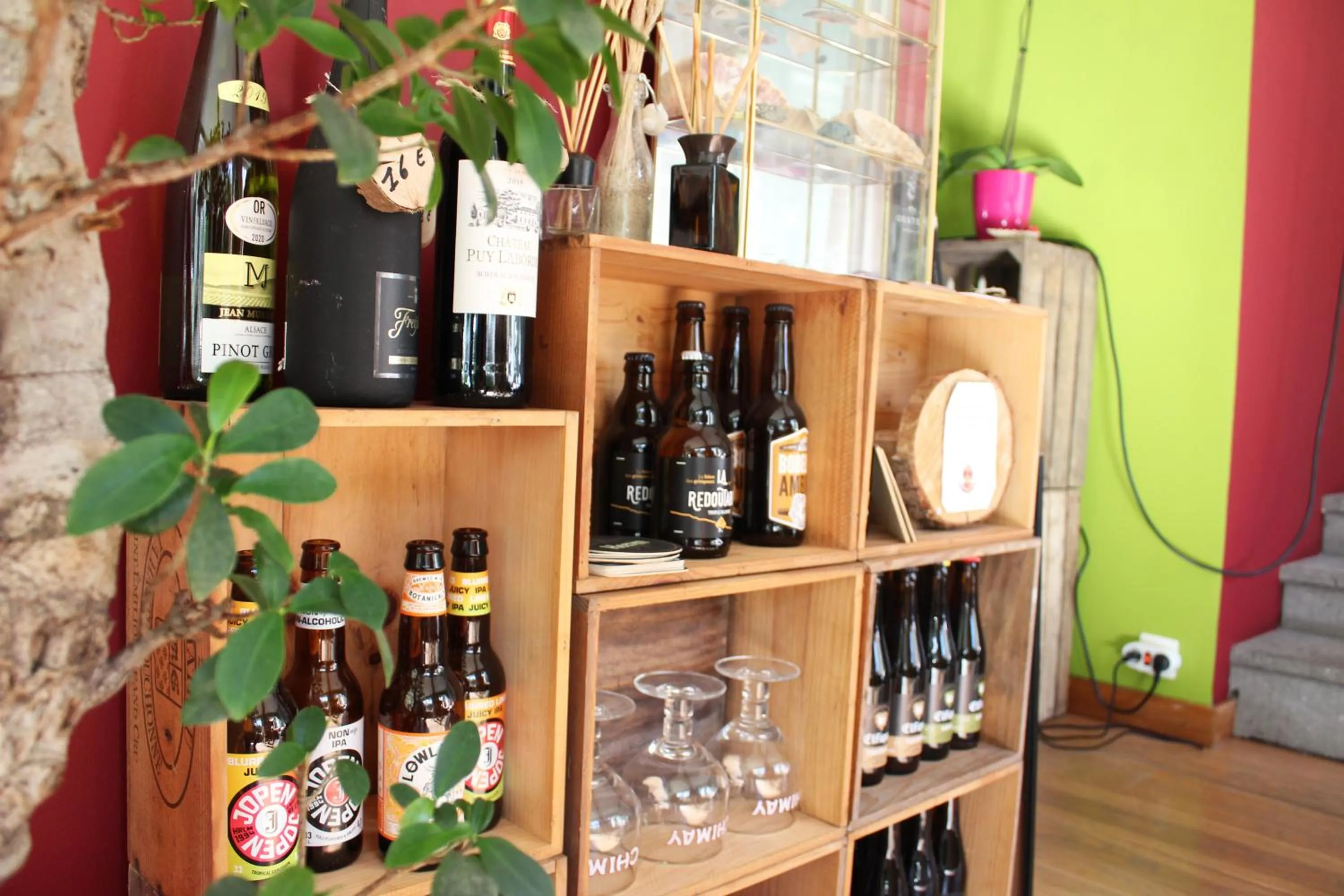 Lounge or bar in Chez Madame Irma