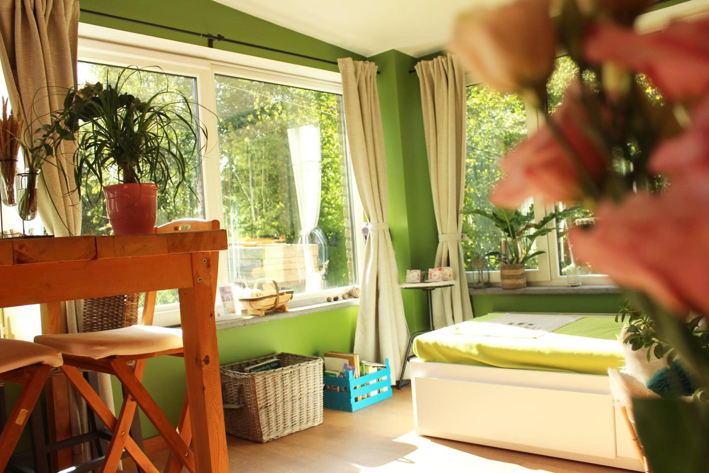 Living room, Bed in Chez Madame Irma