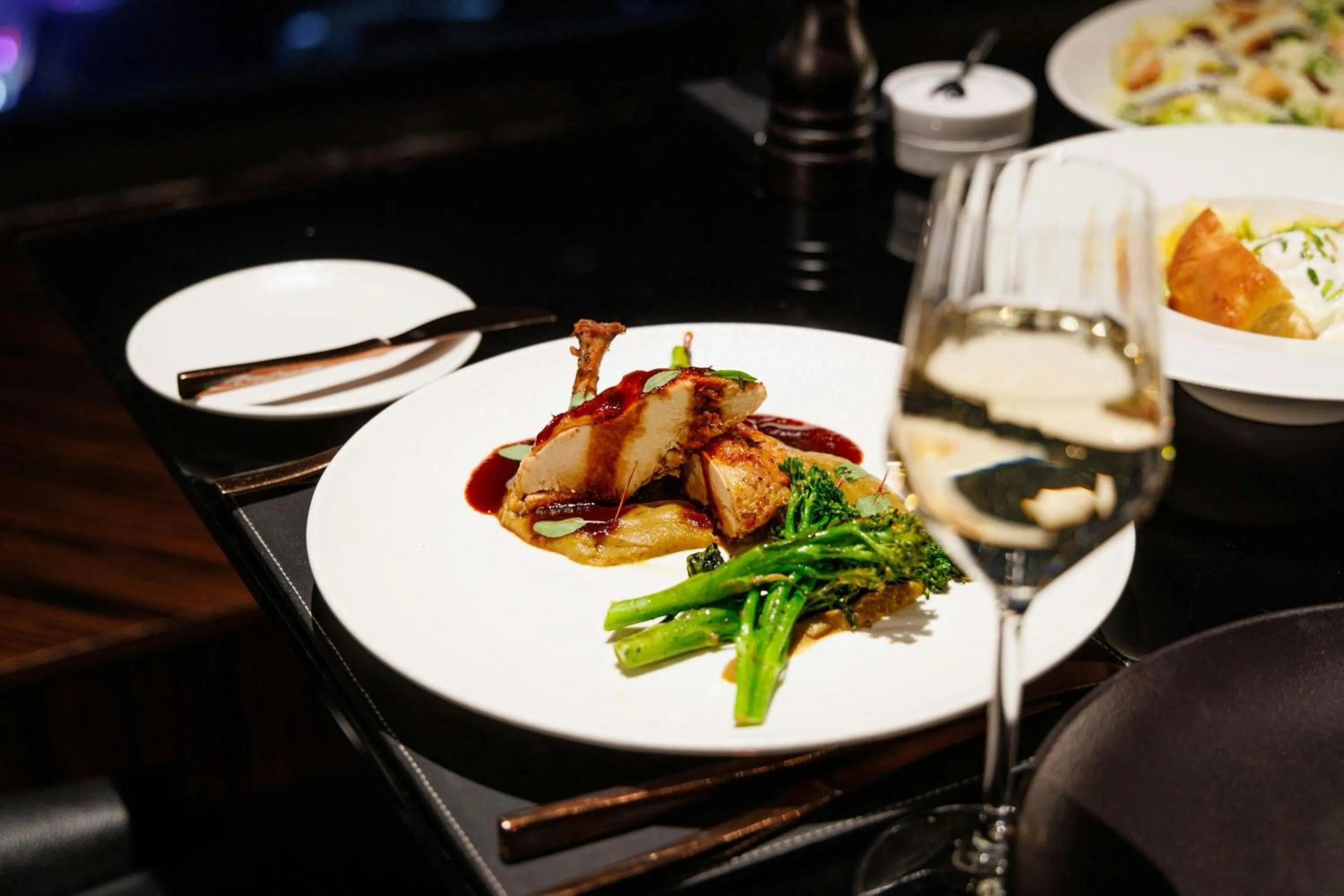 Restaurant/places to eat in Le Royal Meridien Abu Dhabi