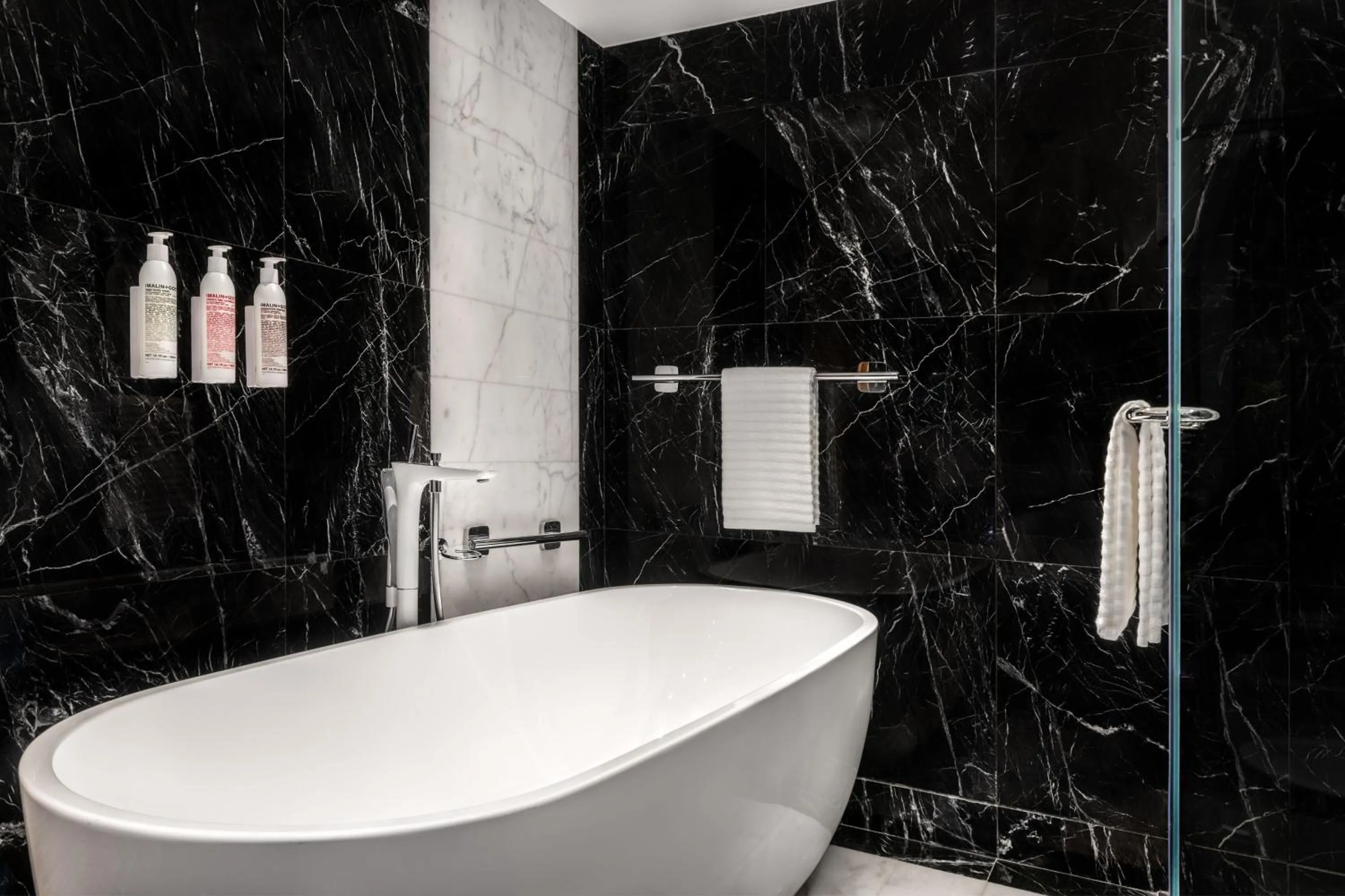 Bathroom in Le Royal Meridien Abu Dhabi