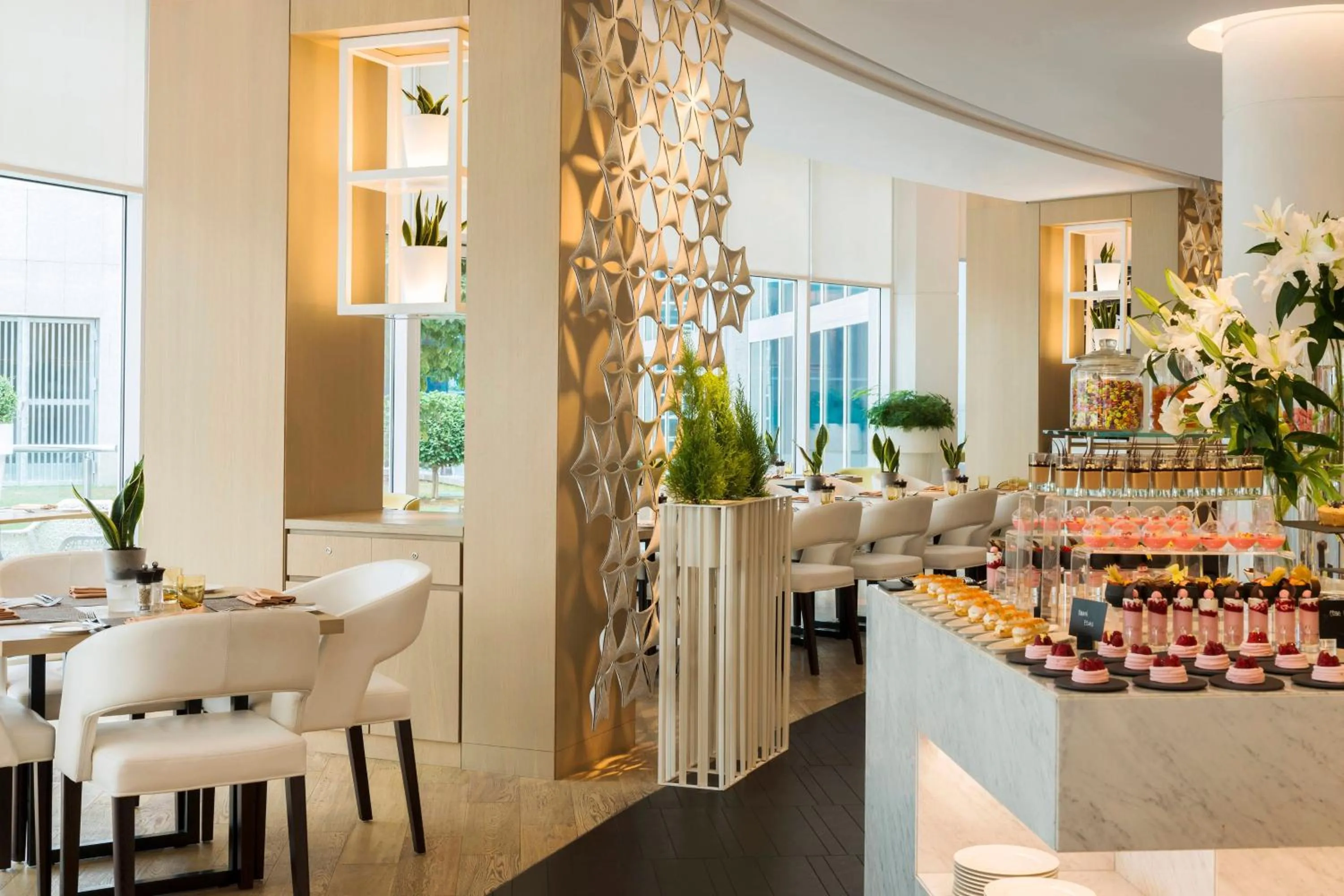 Restaurant/places to eat in Le Royal Meridien Abu Dhabi