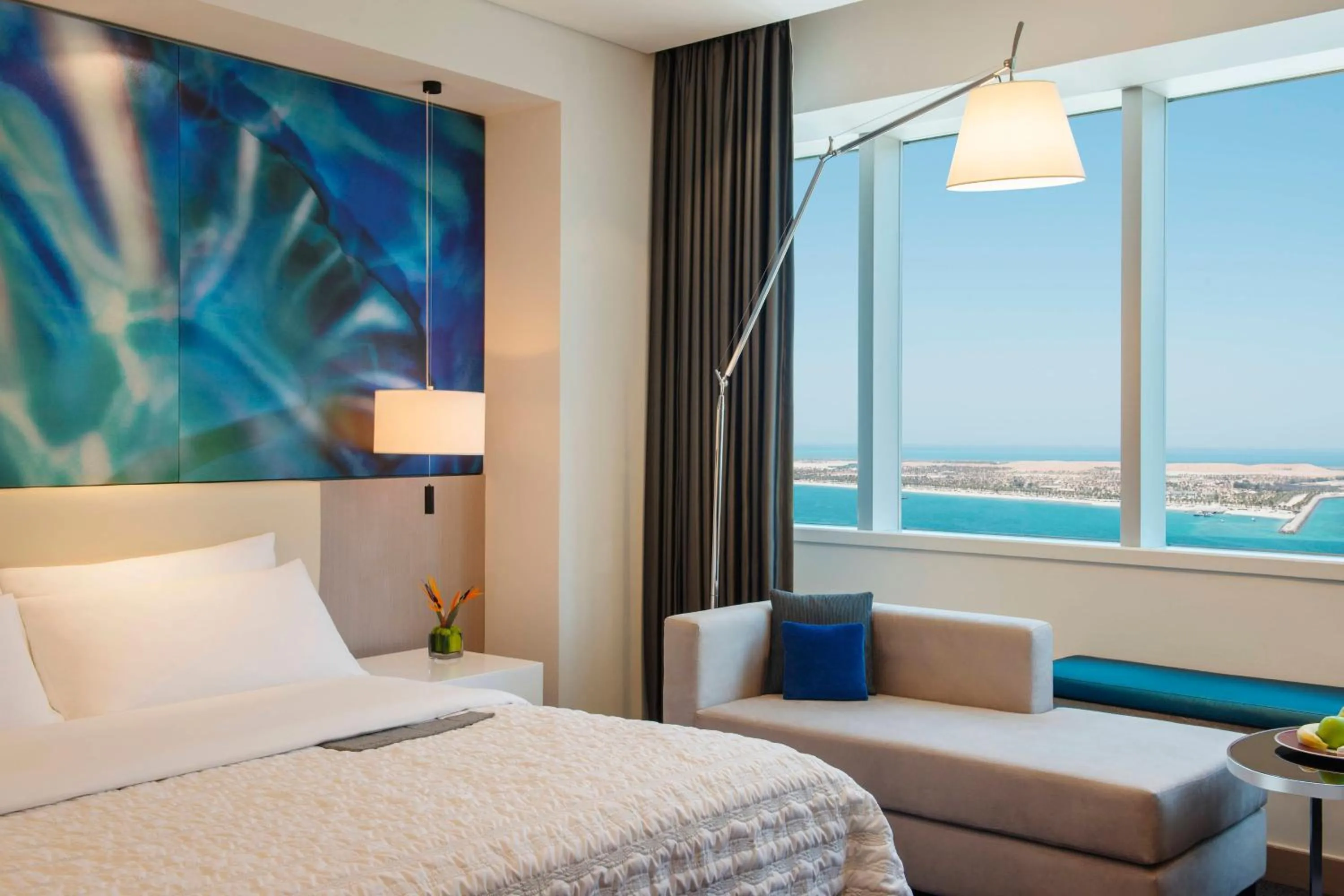 Photo of the whole room, Bed in Le Royal Meridien Abu Dhabi