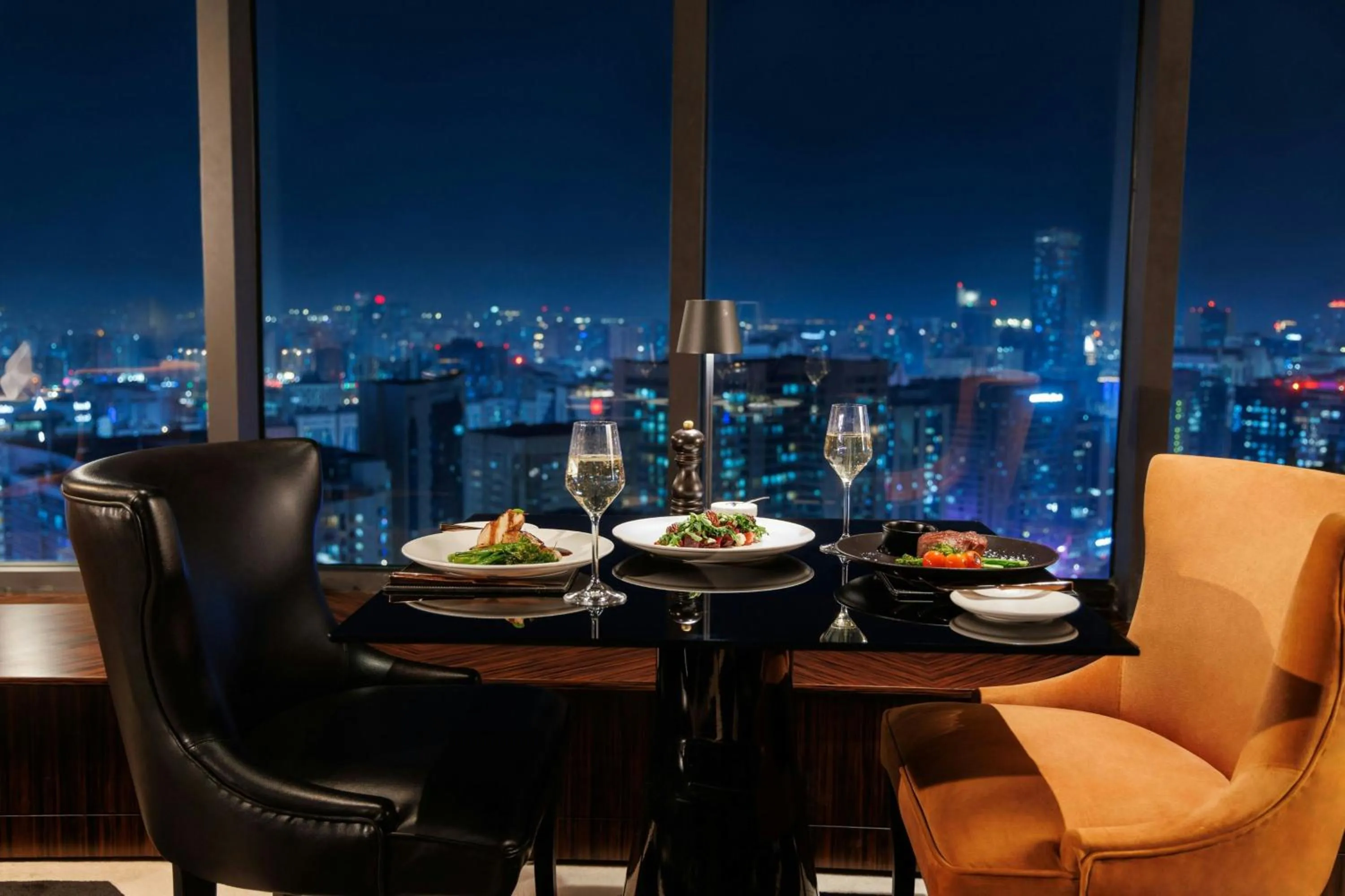 Restaurant/places to eat in Le Royal Meridien Abu Dhabi