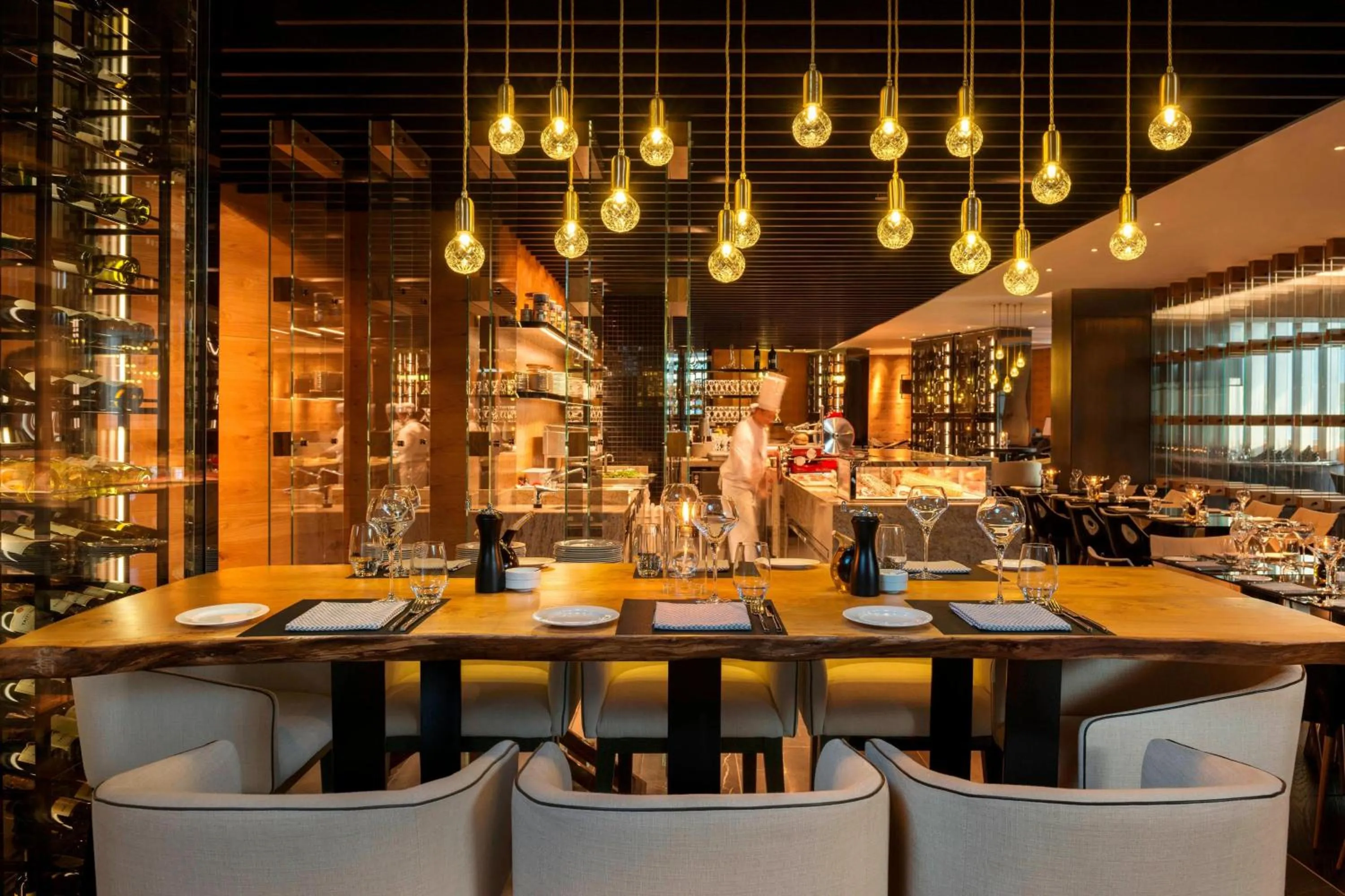 Restaurant/places to eat in Le Royal Meridien Abu Dhabi