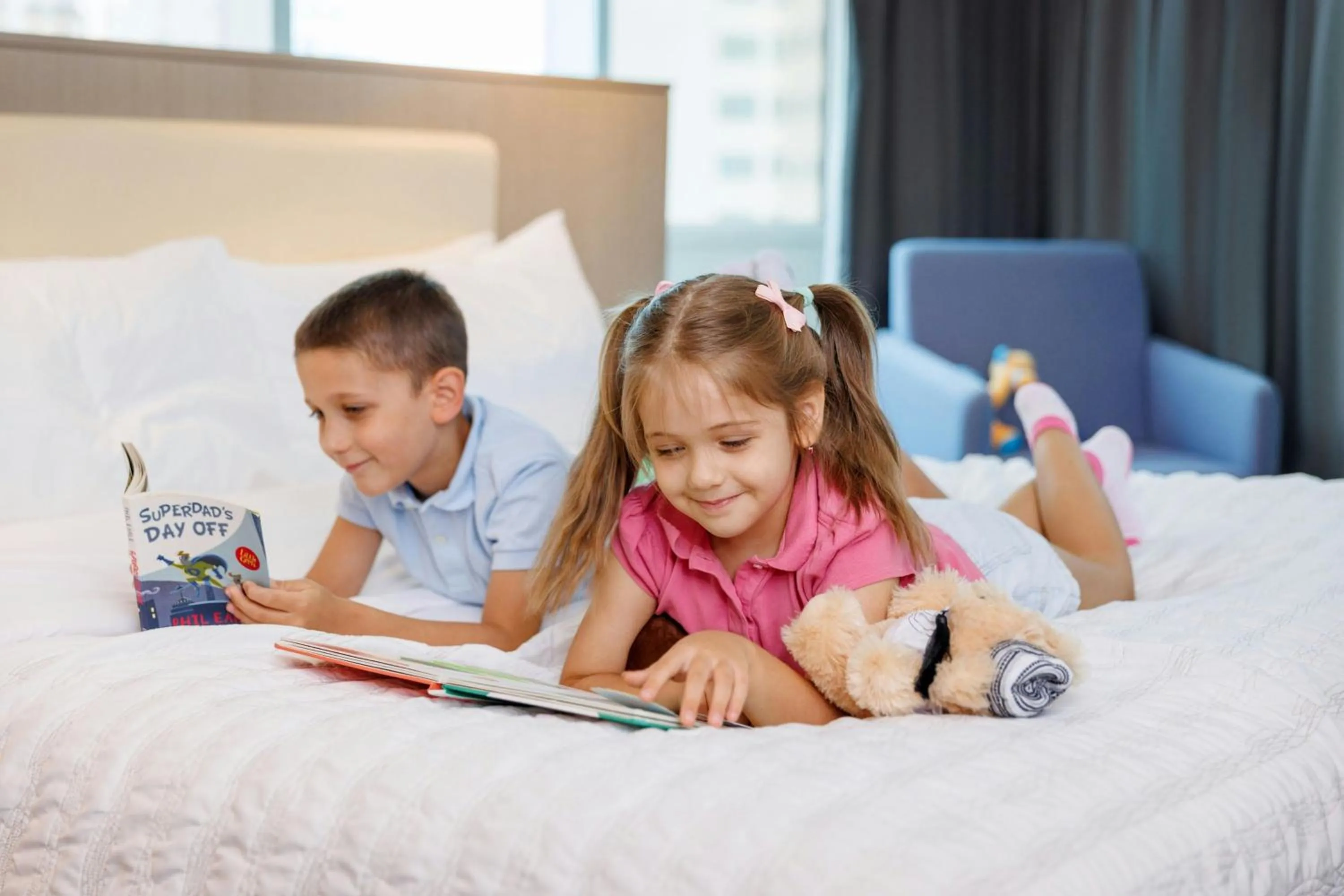 Photo of the whole room, Bed in Le Royal Meridien Abu Dhabi