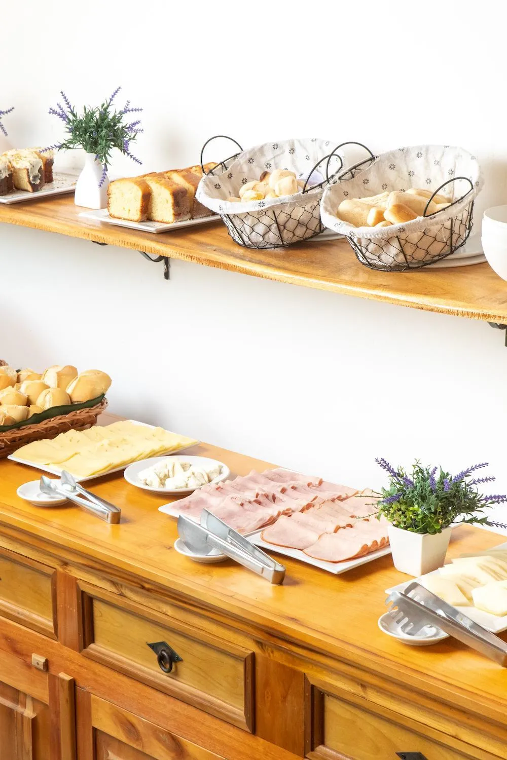 Breakfast in Hotel Cajueiro Guarujá