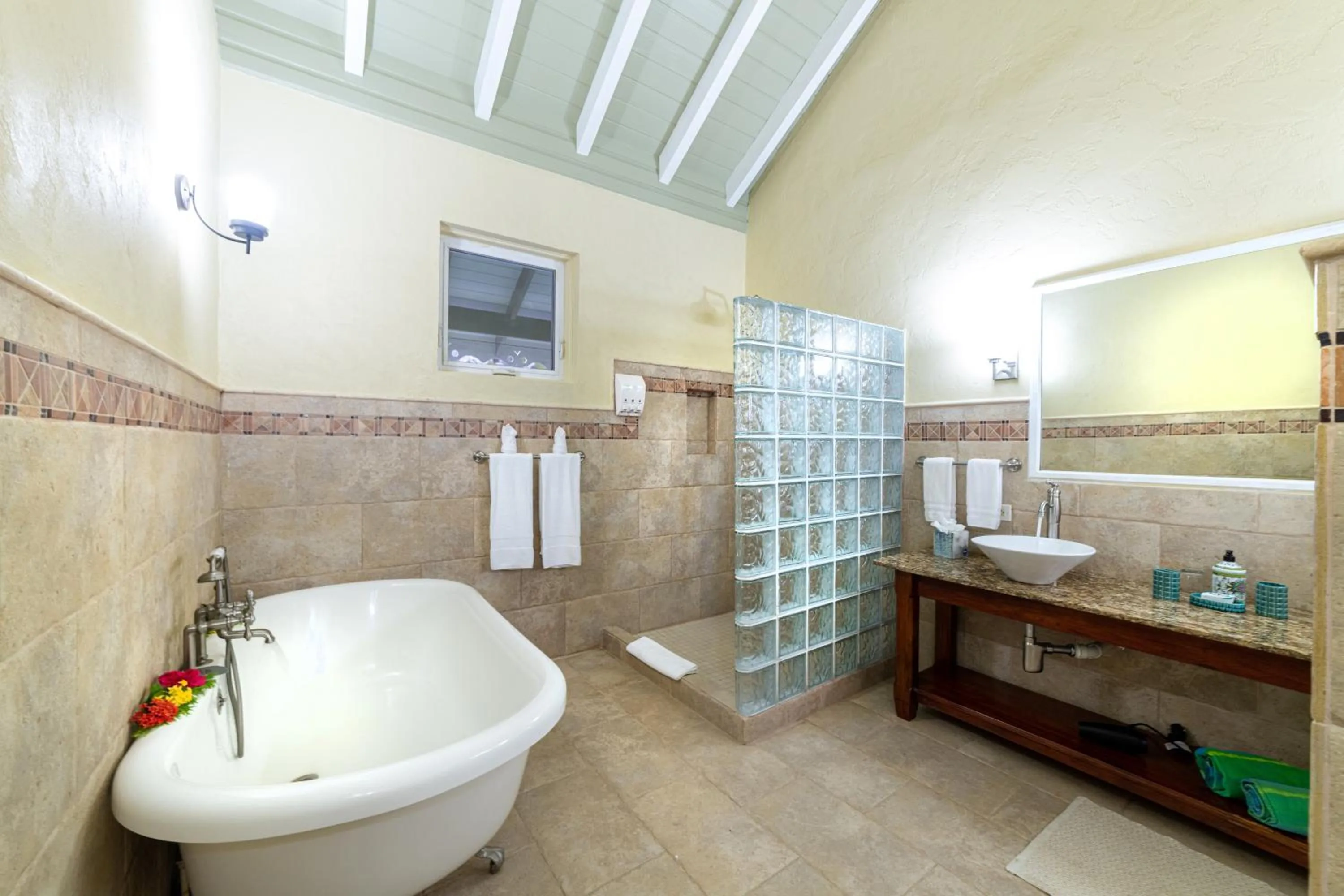 Bathroom in Rosalie Bay Eco Resort & Spa