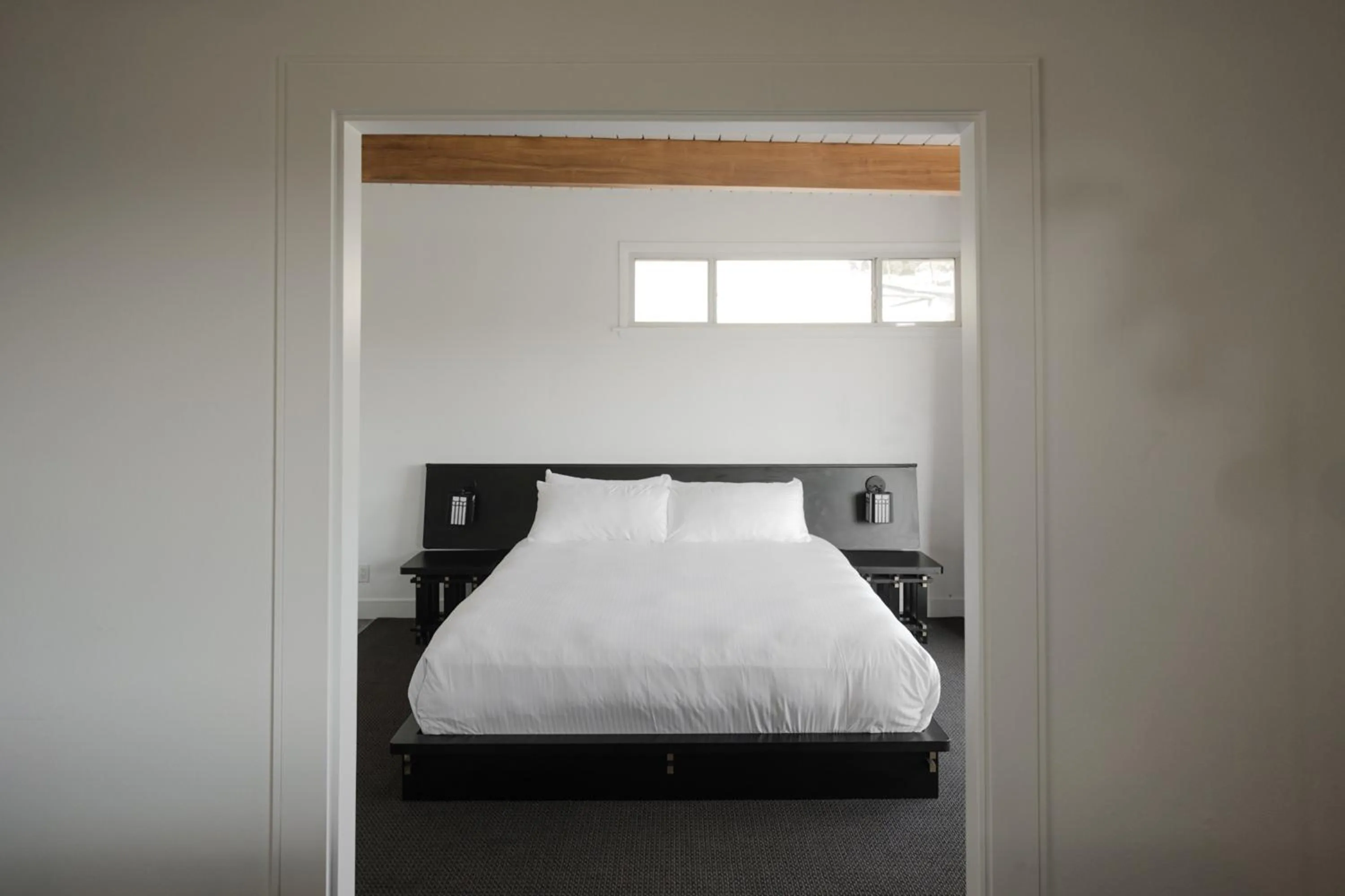 Bedroom, Bed in Hollywood Hills Hotel