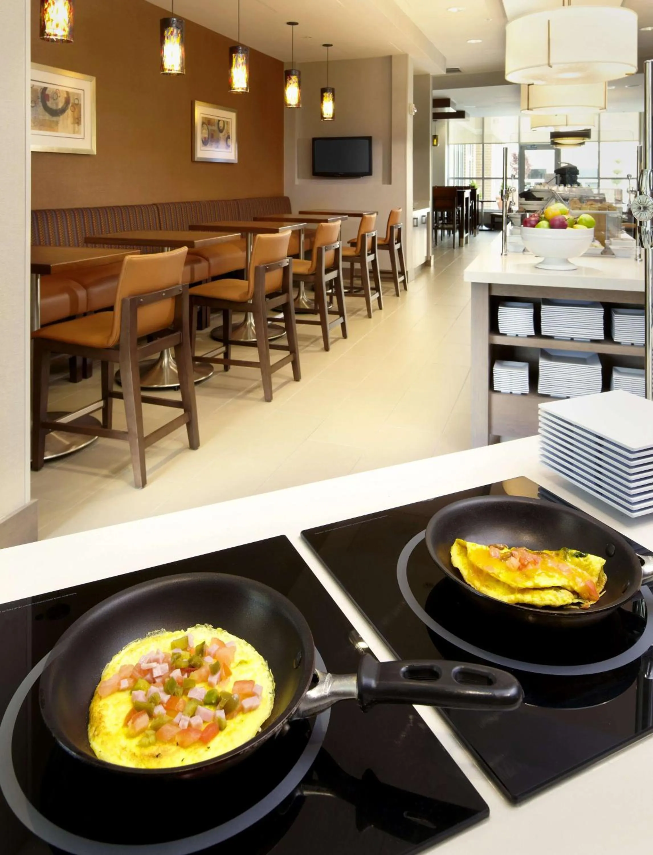 Restaurant/places to eat in Hyatt House Pittsburgh-South Side