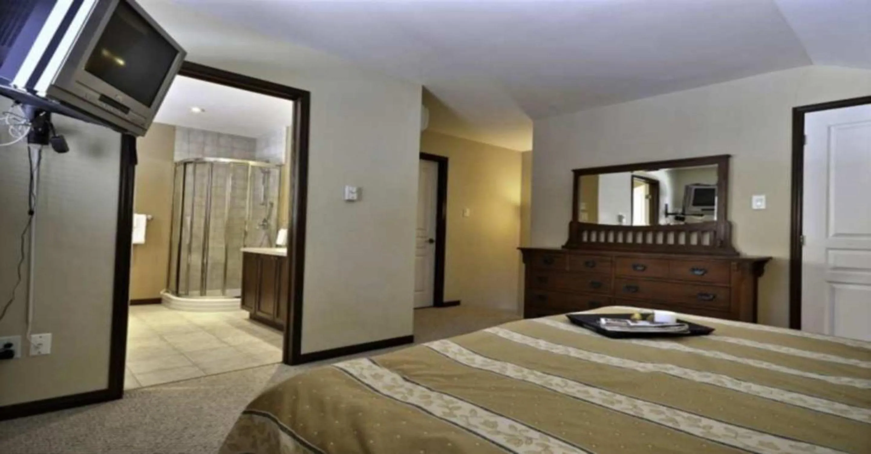 Bed in Aiglon by Rendez-Vous Mont-Tremblant