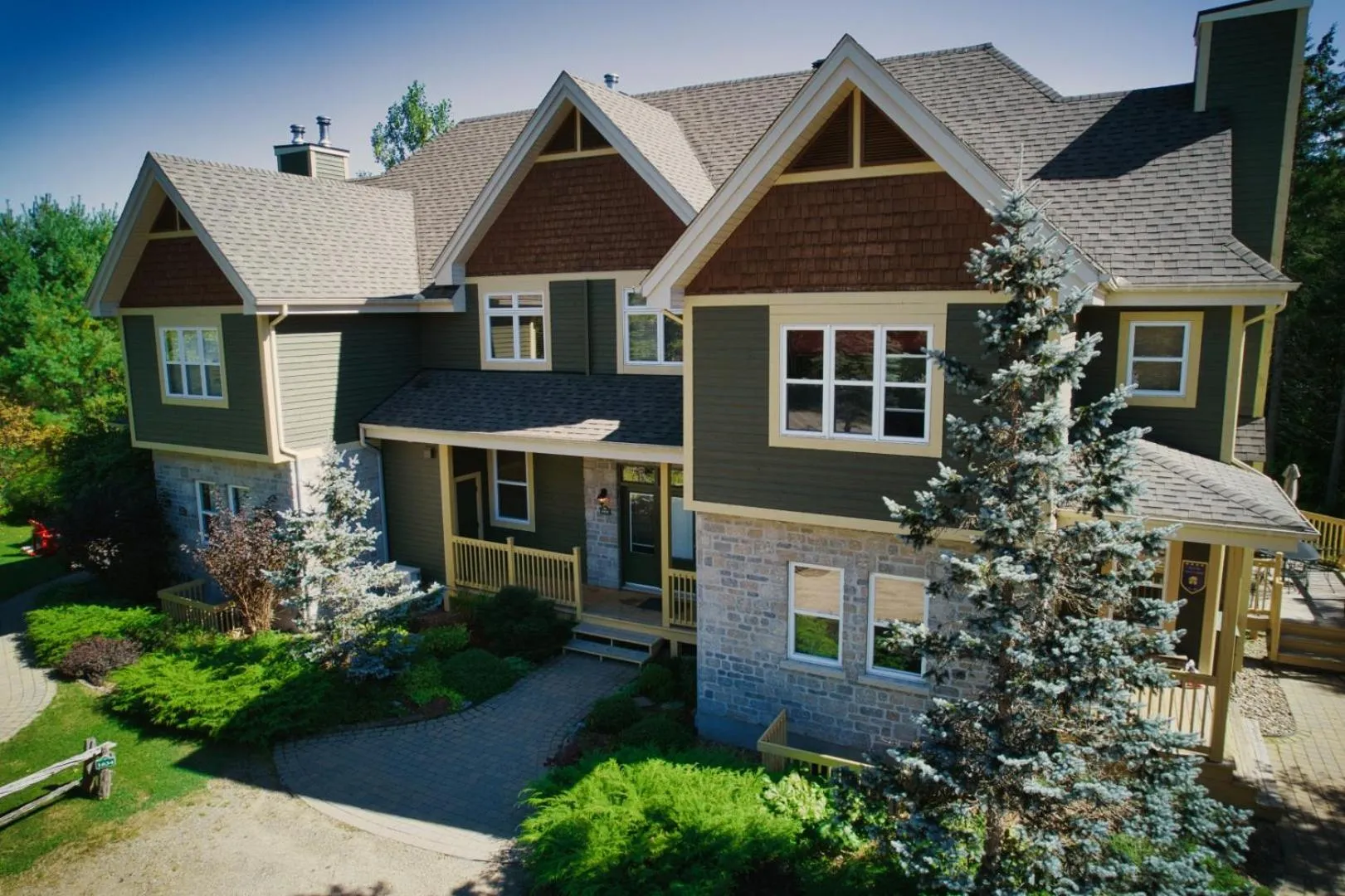 Aiglon by Rendez-Vous Mont-Tremblant