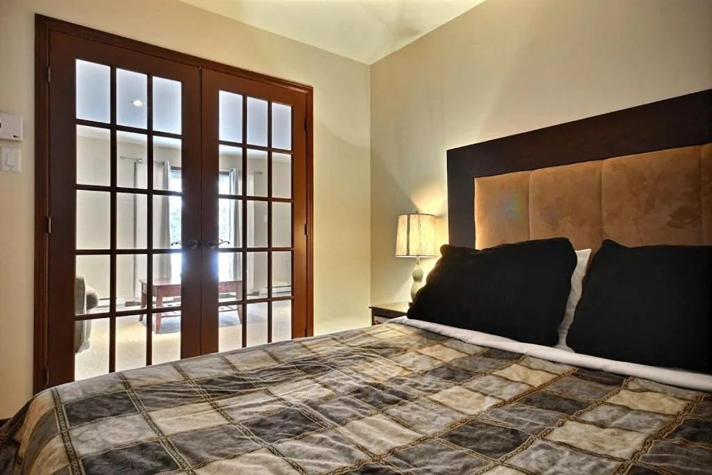 Bed in Aiglon by Rendez-Vous Mont-Tremblant