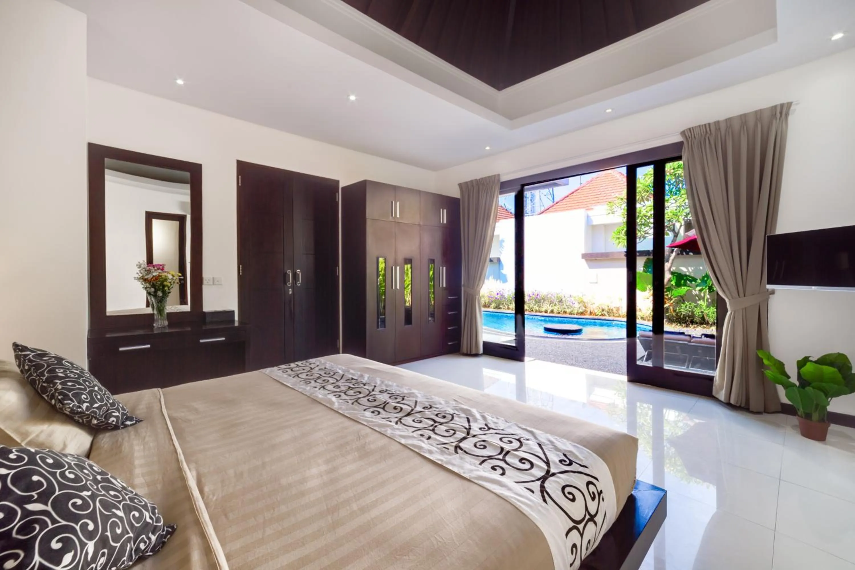 Property building, Bed in D&G Villas Nusa Dua