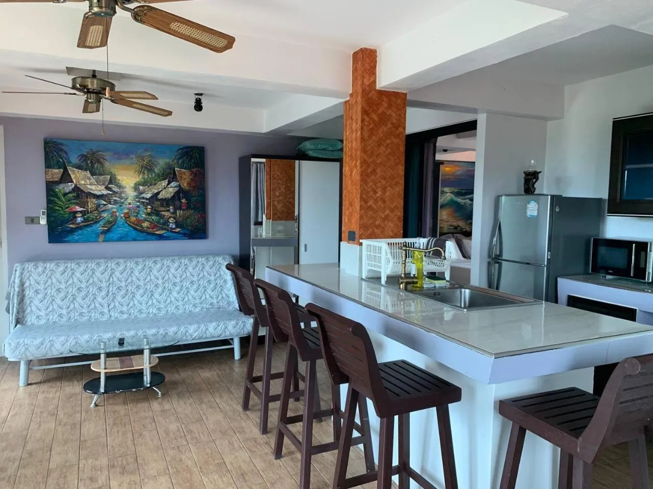 Kitchen or kitchenette in Penthouse Crystal Bay Apartments