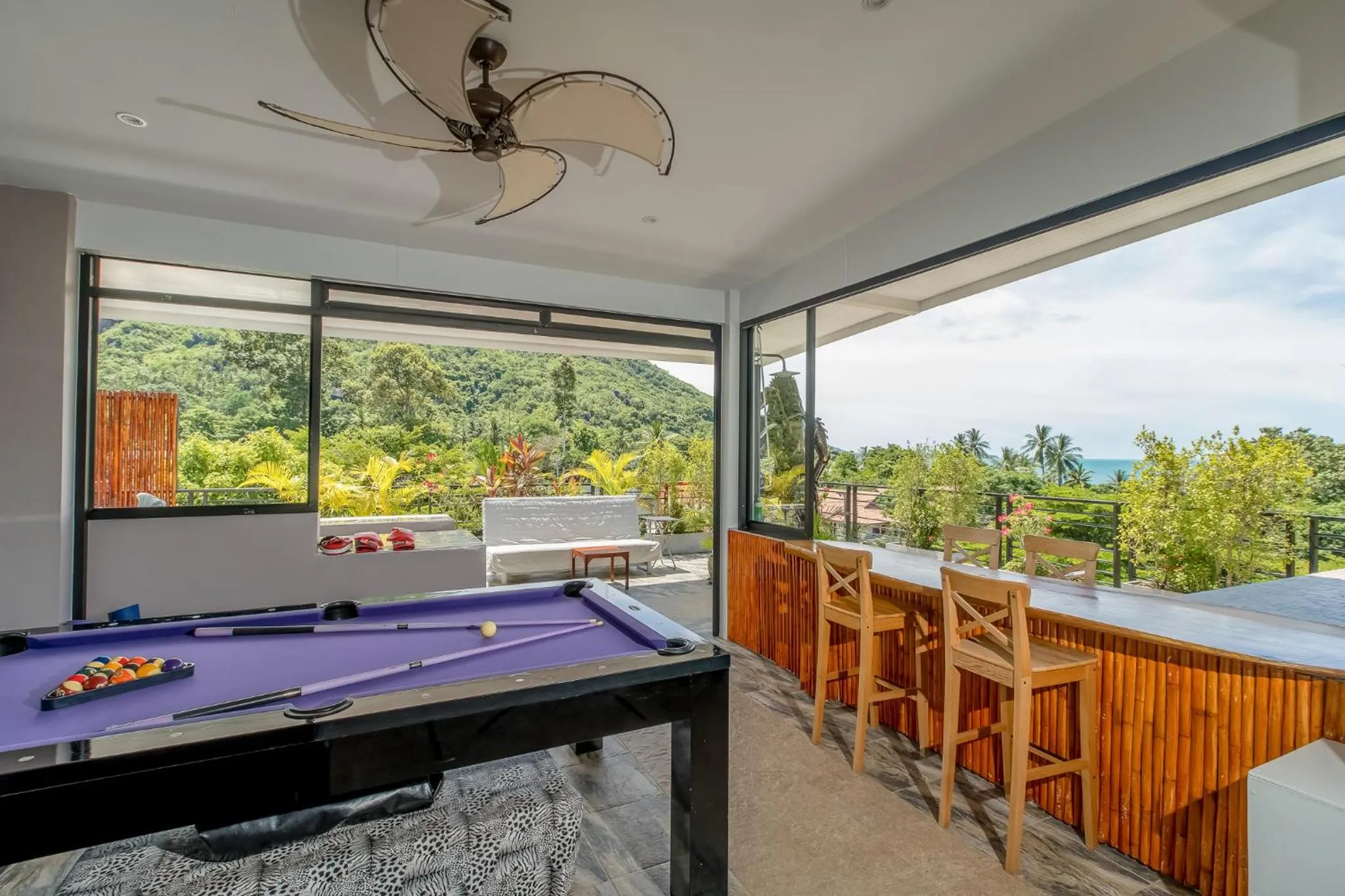 Billiard in Penthouse Crystal Bay Apartments