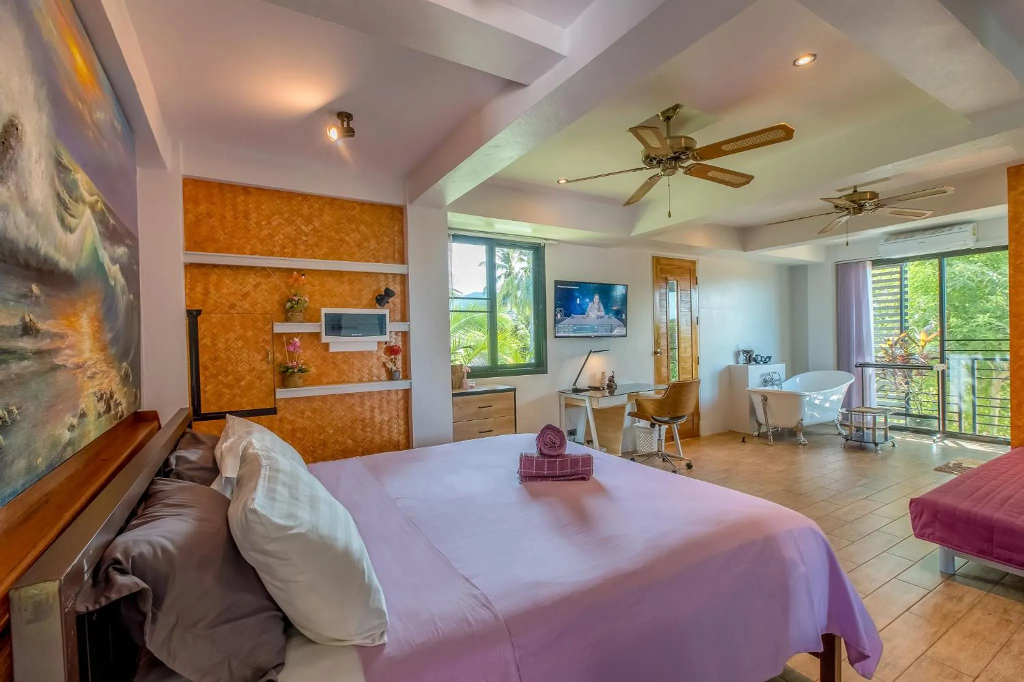 Bed in Penthouse Crystal Bay Apartments