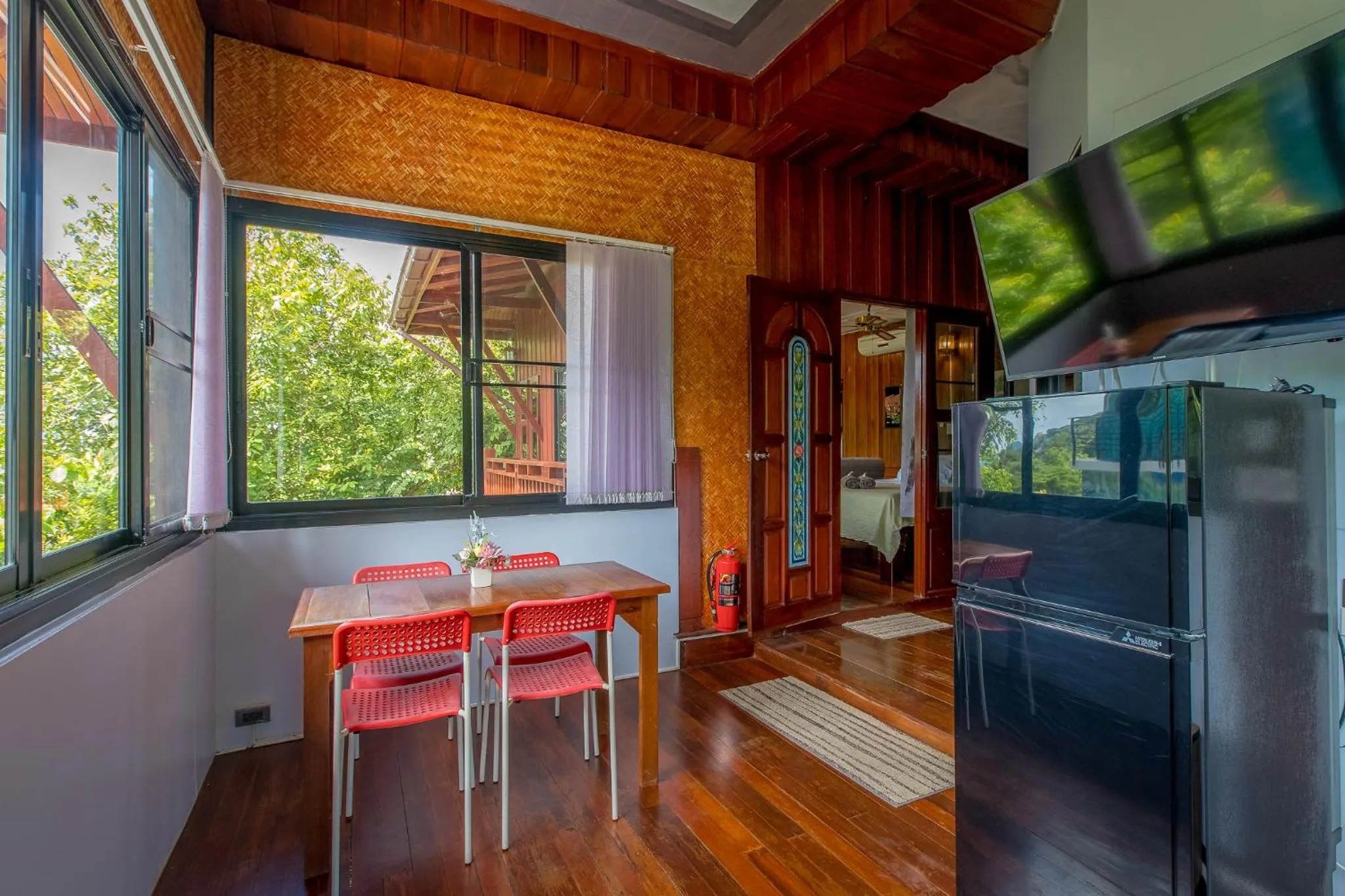 Kitchen or kitchenette in Penthouse Crystal Bay Apartments