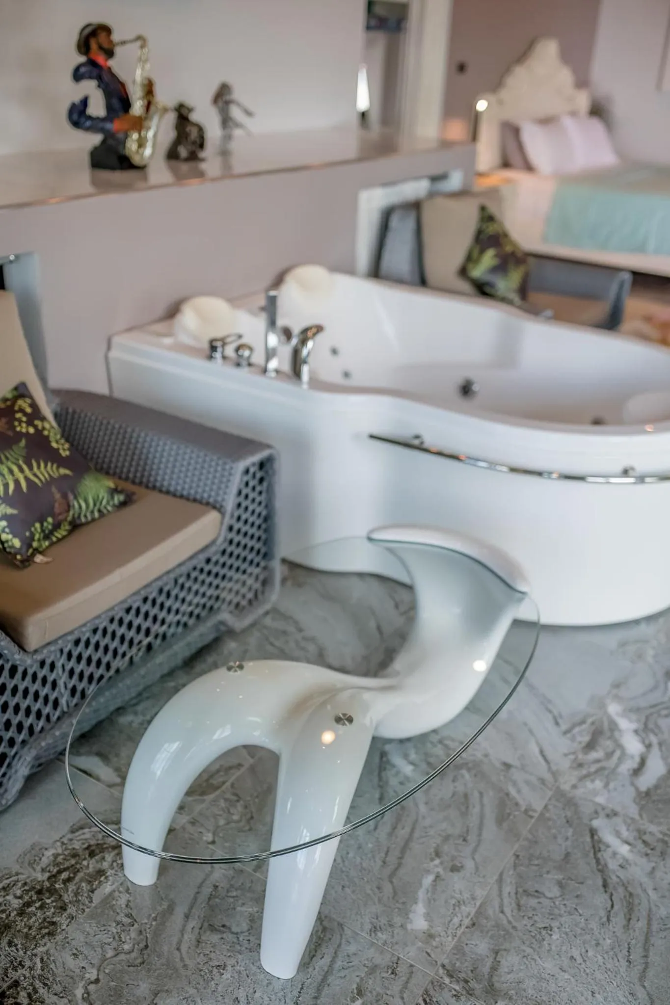 Living room in Penthouse Crystal Bay Apartments