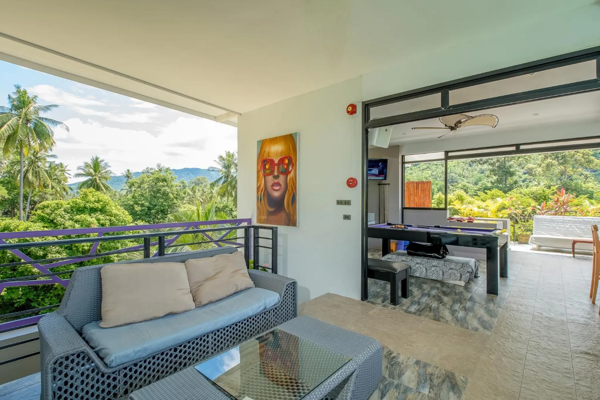 Seating area in Penthouse Crystal Bay Apartments