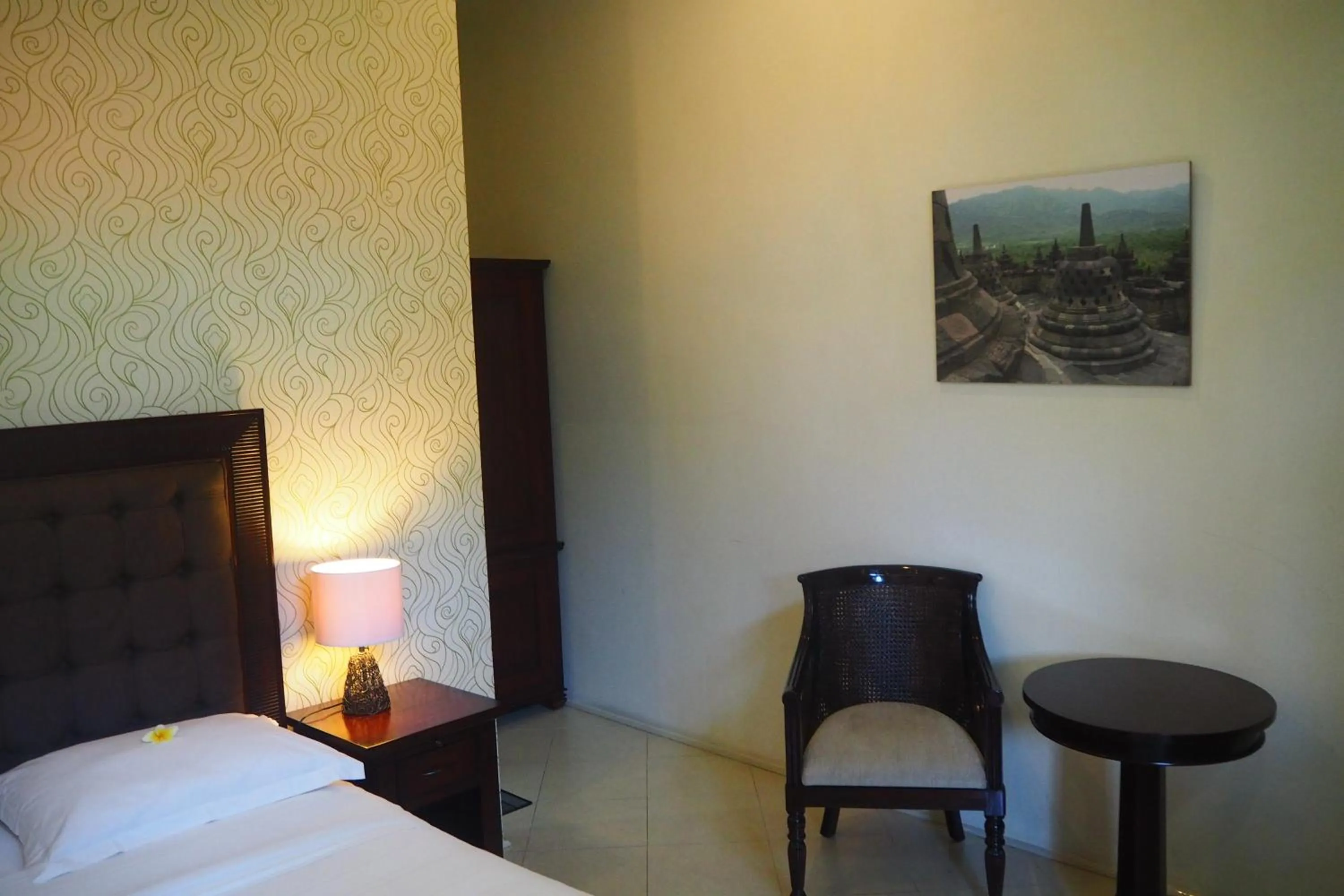 Bedroom, Bed in The Gecho Inn Town