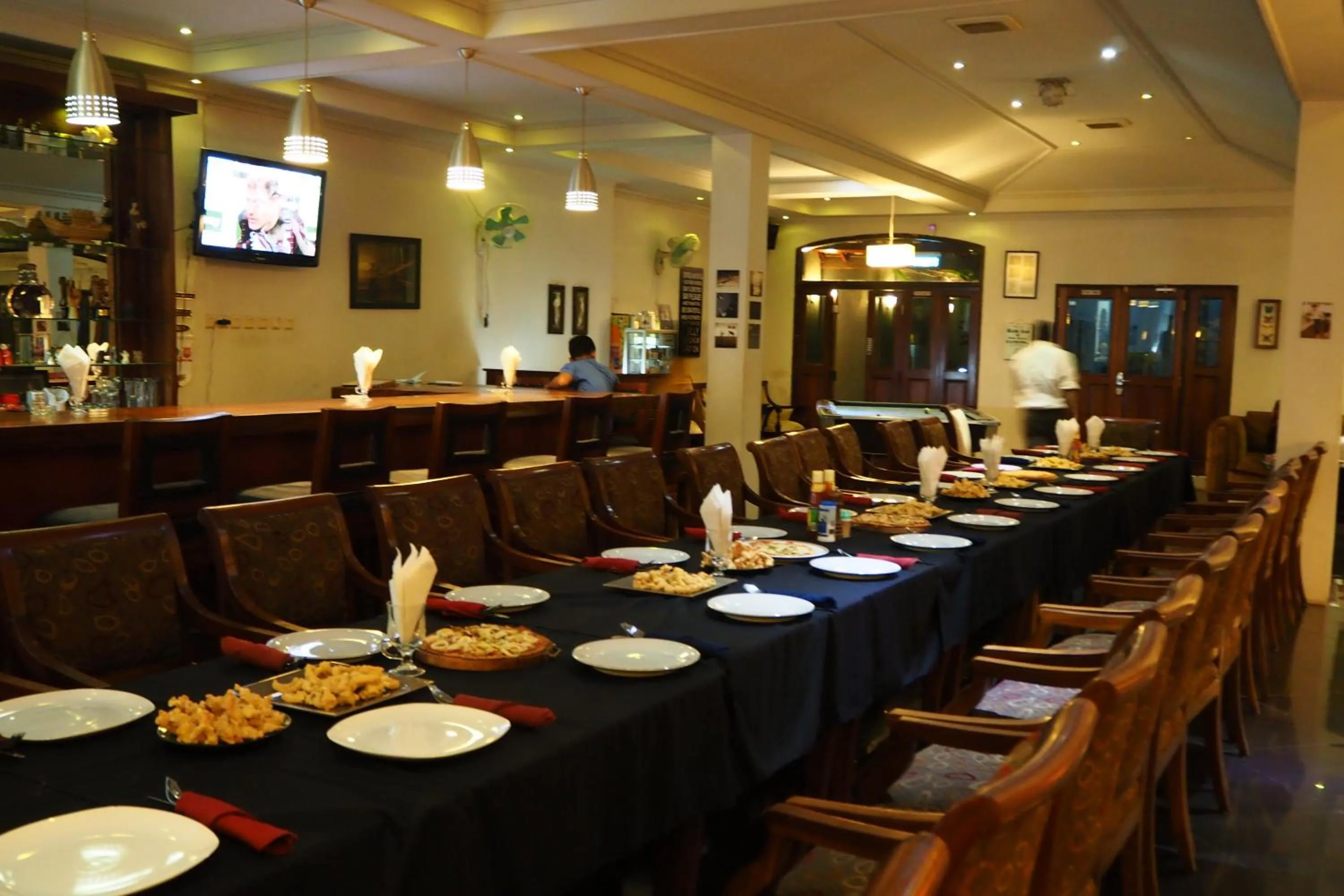 Restaurant/places to eat in The Gecho Inn Town