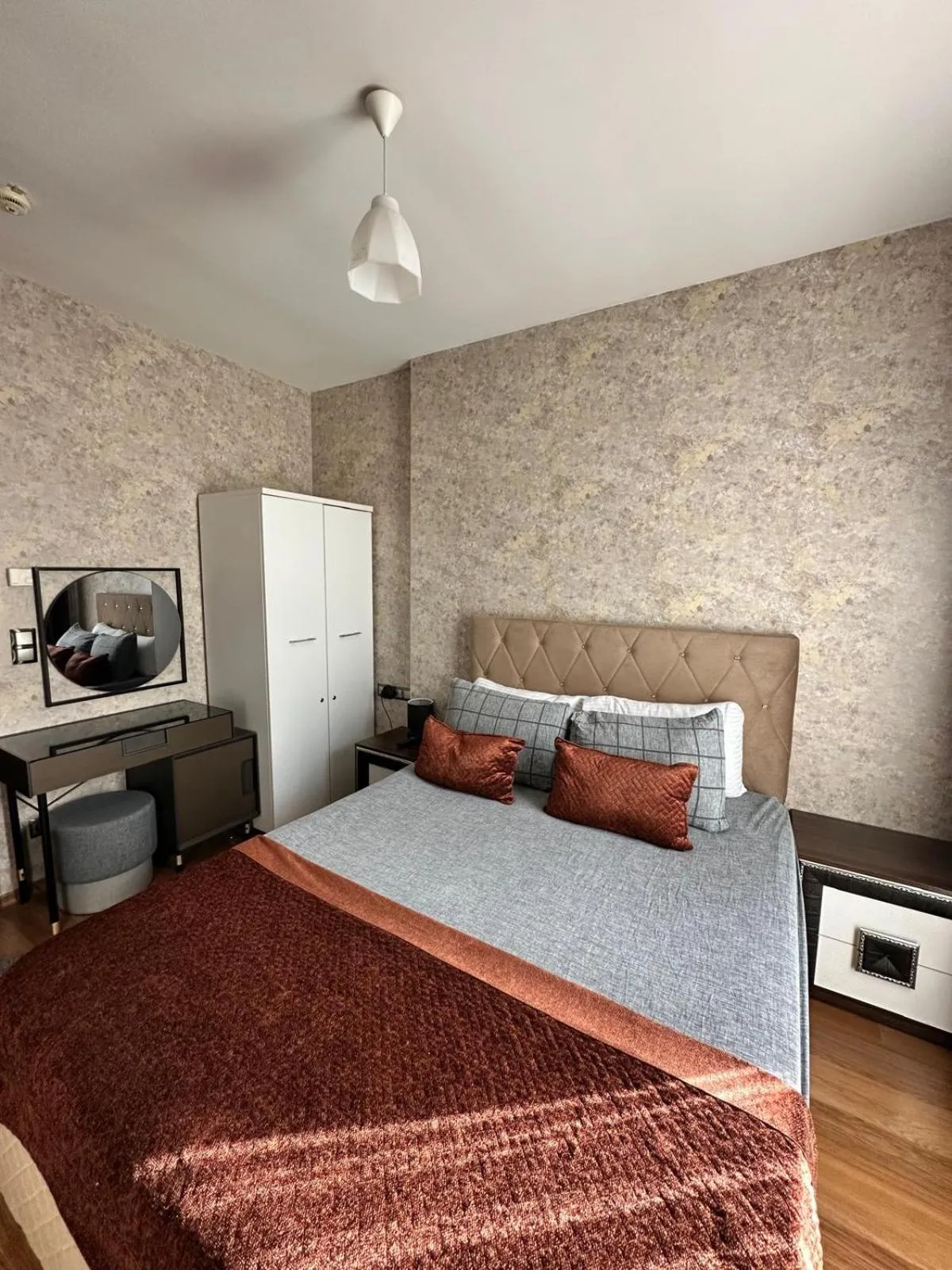 Bed in SABİHA GOKCEN İSTANBUL HOUSES Airport