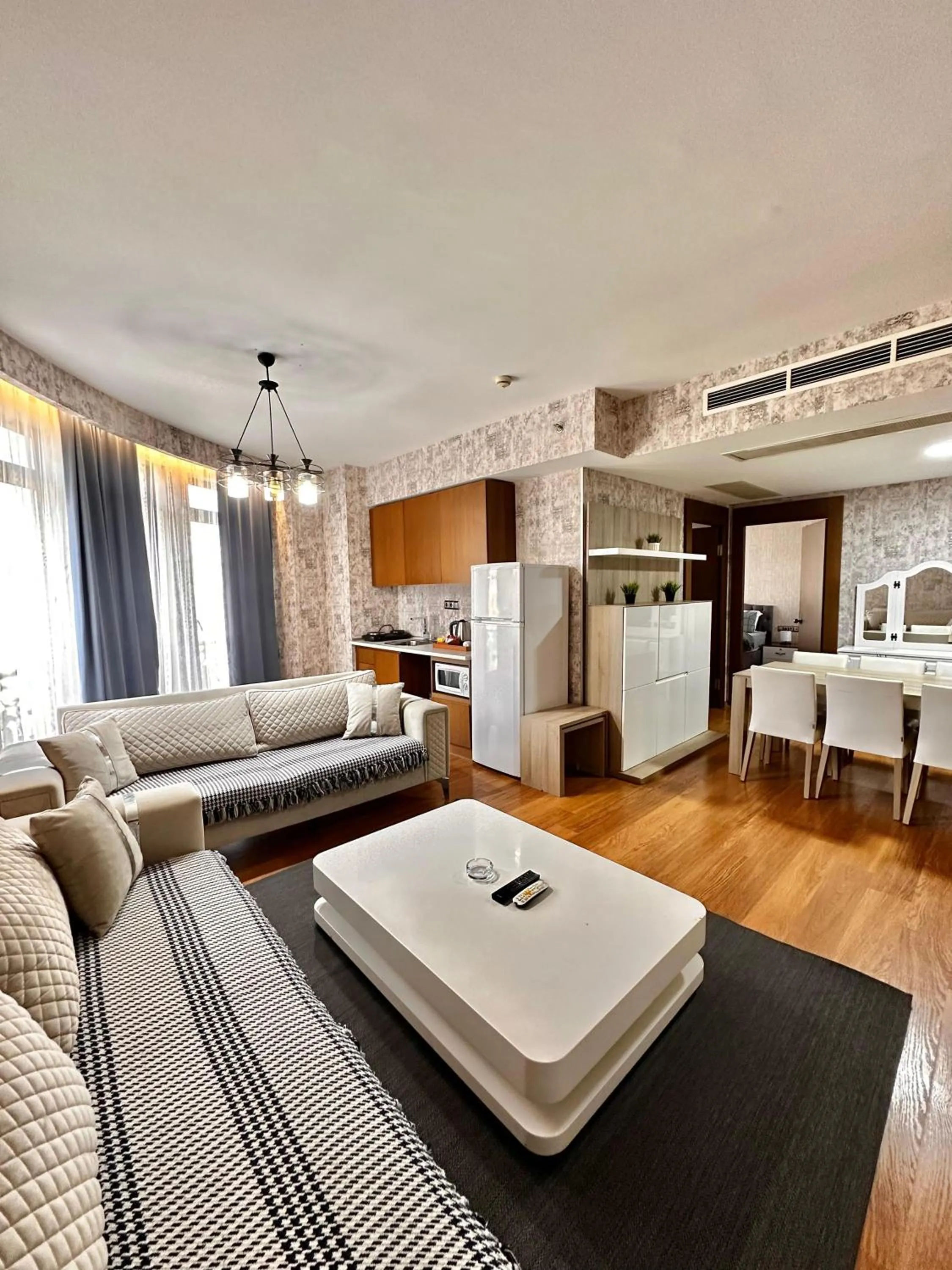 SABİHA GOKCEN İSTANBUL HOUSES Airport