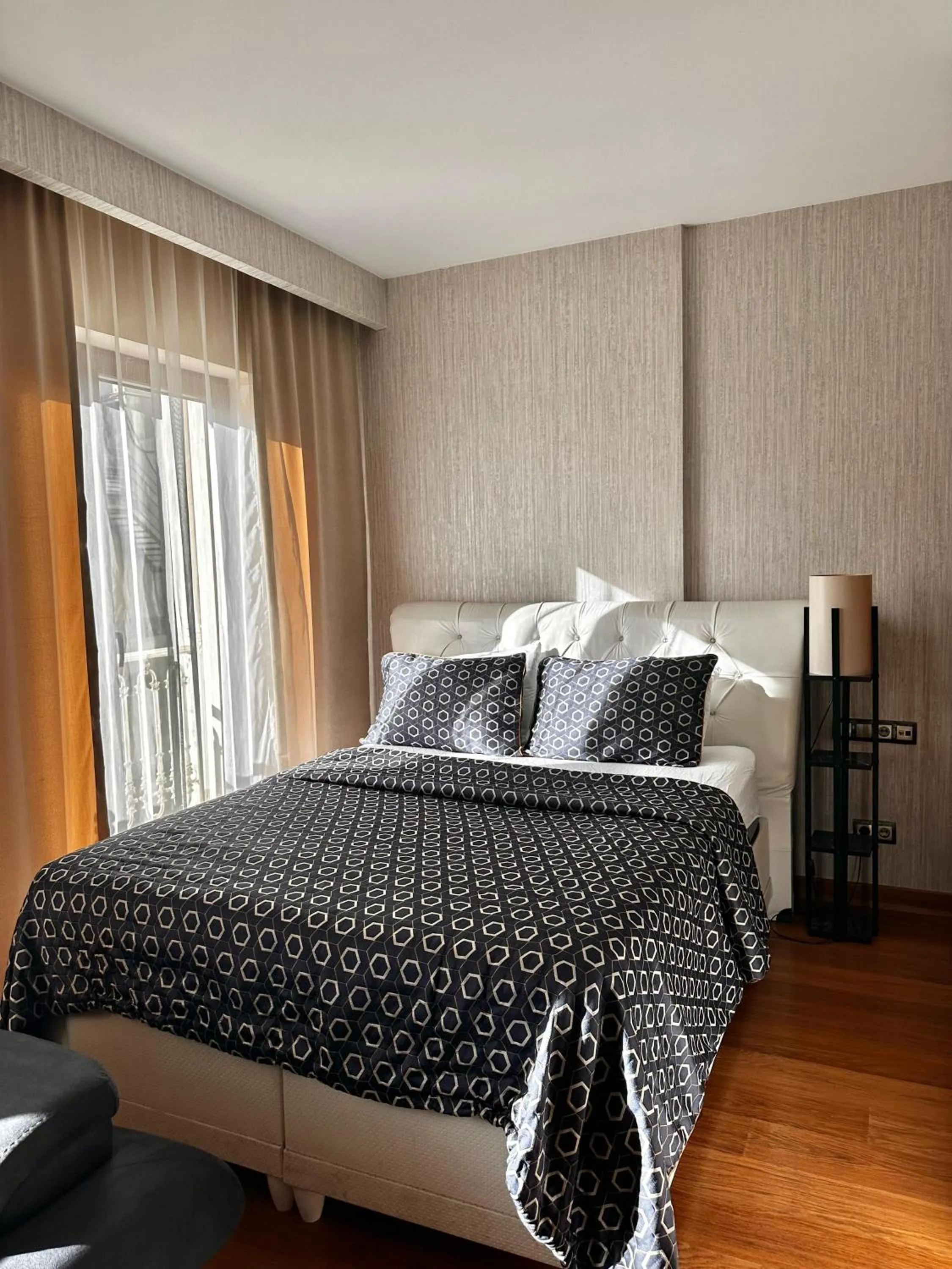 Bed in SABİHA GOKCEN İSTANBUL HOUSES Airport