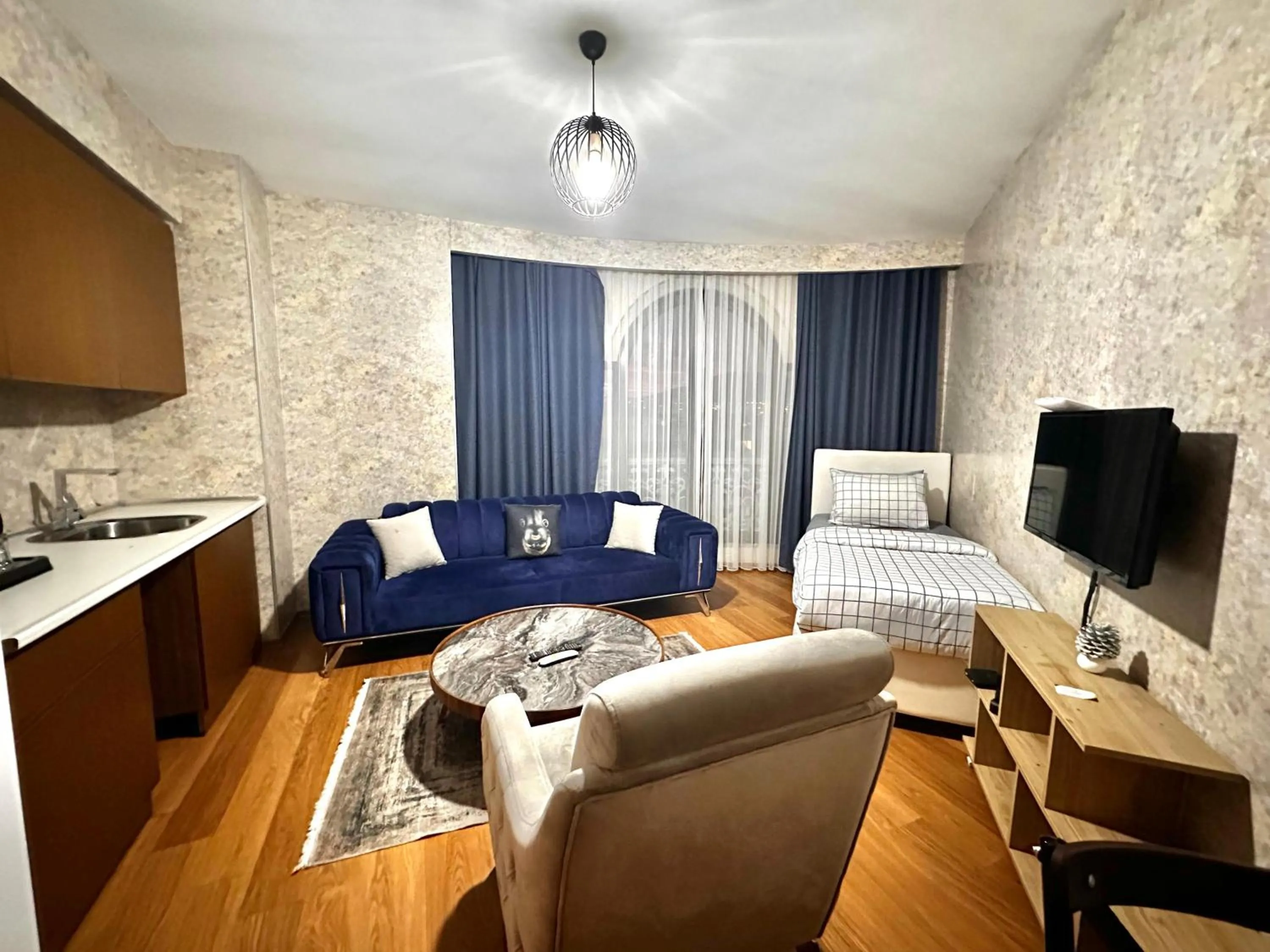 Bed in SABİHA GOKCEN İSTANBUL HOUSES Airport