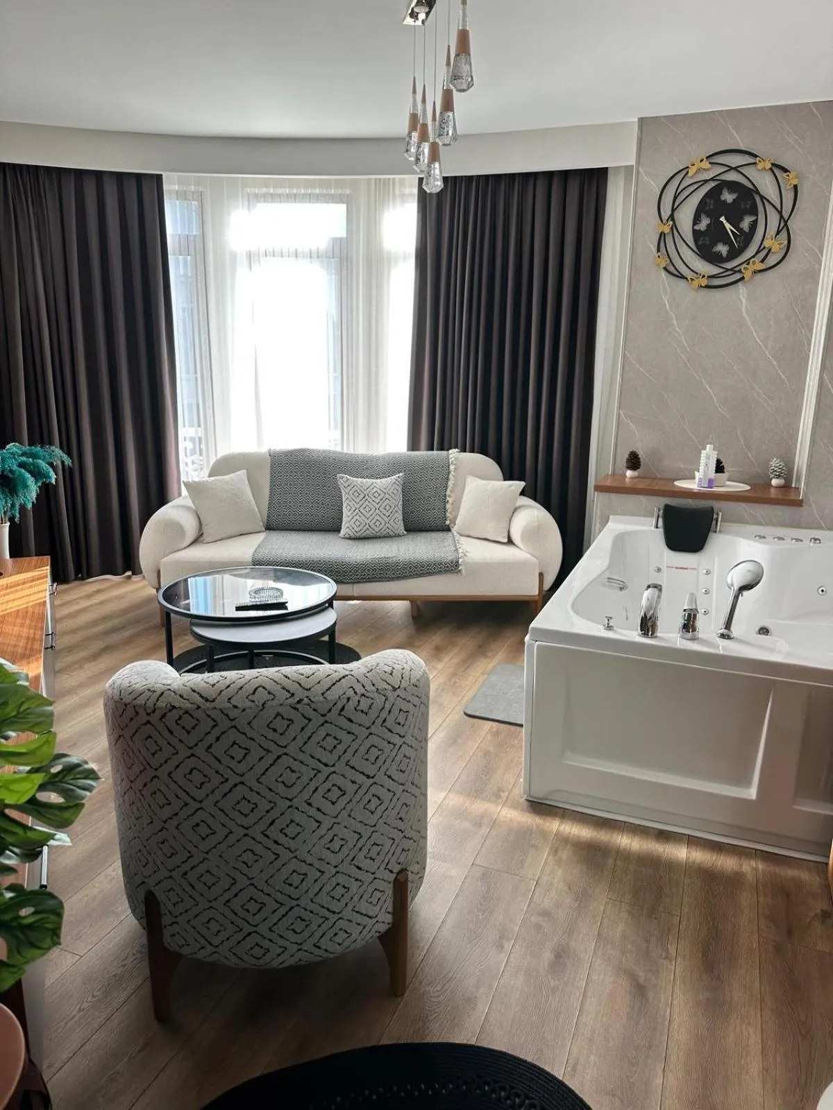 SABİHA GOKCEN İSTANBUL HOUSES Airport