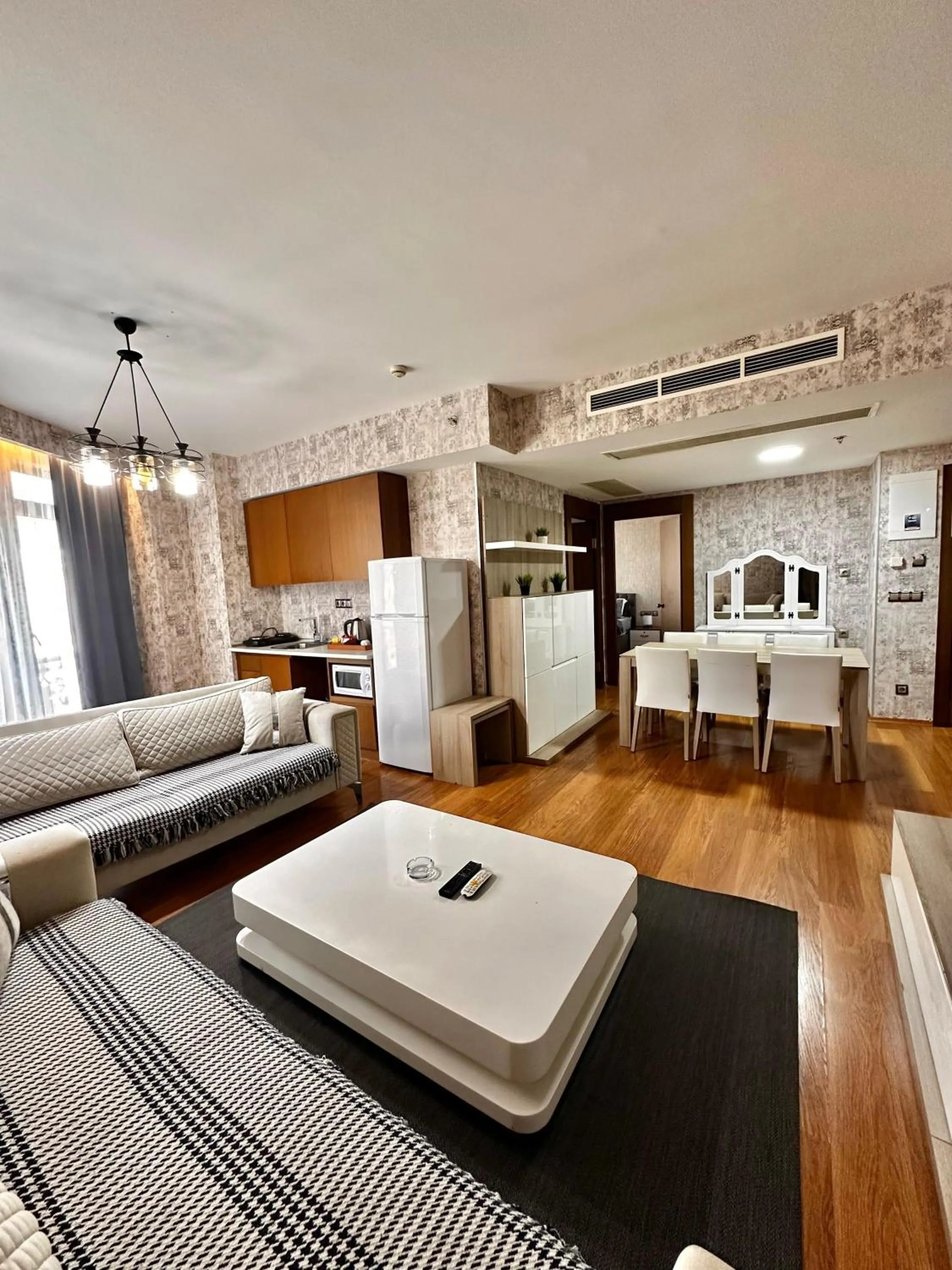 SABİHA GOKCEN İSTANBUL HOUSES Airport