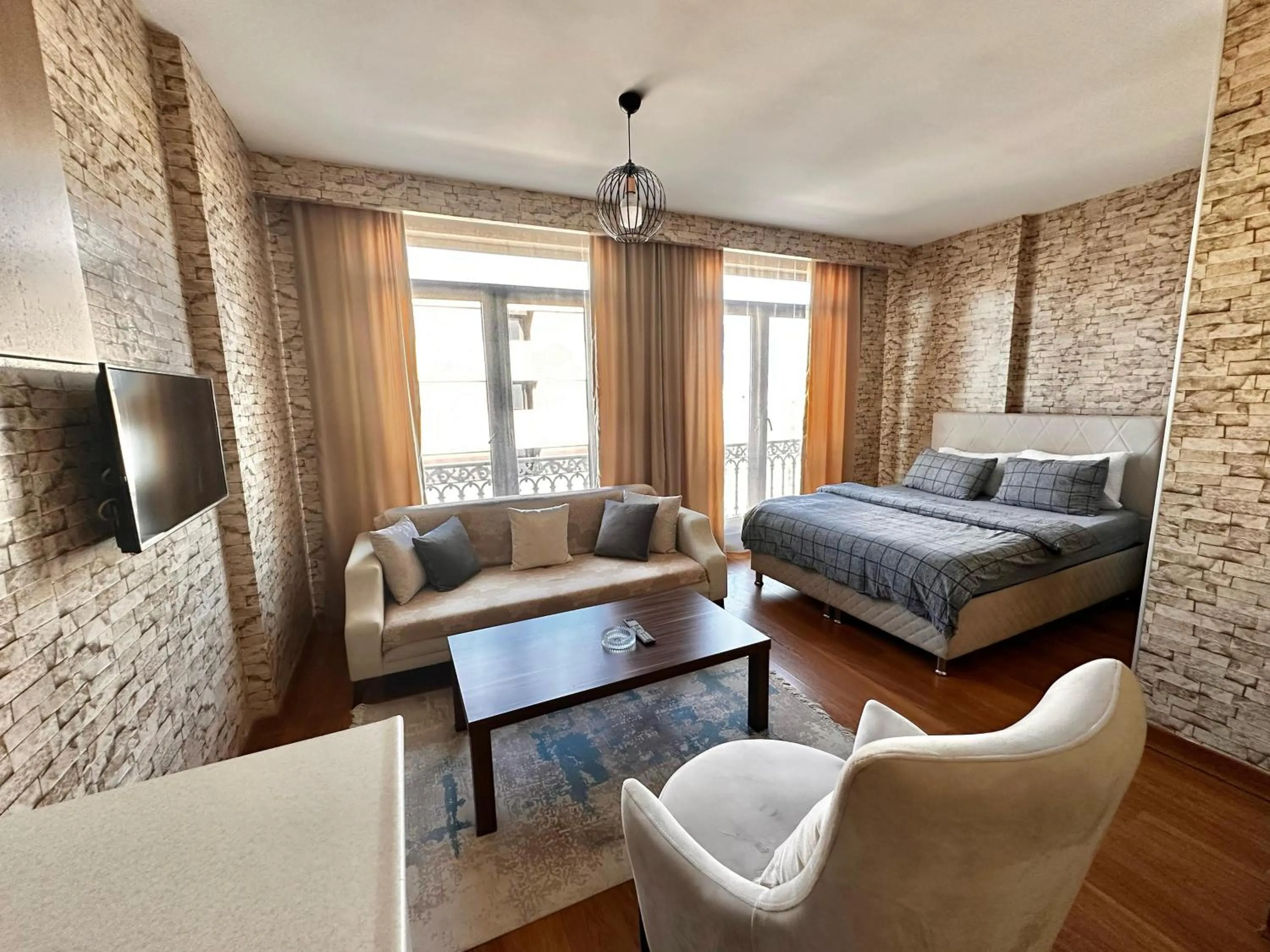 Bed in SABİHA GOKCEN İSTANBUL HOUSES Airport